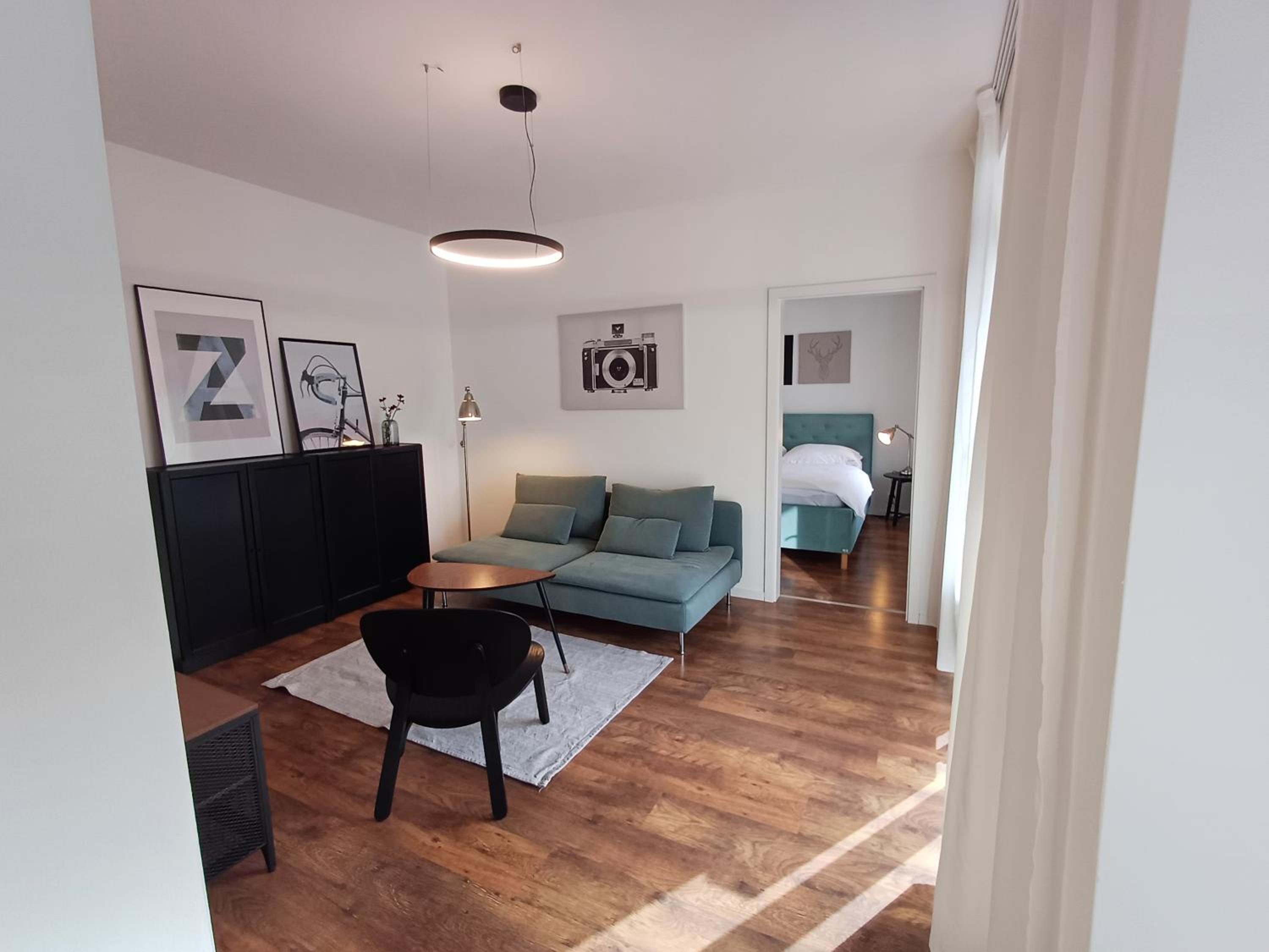 One-Bedroom Apartment photo 1