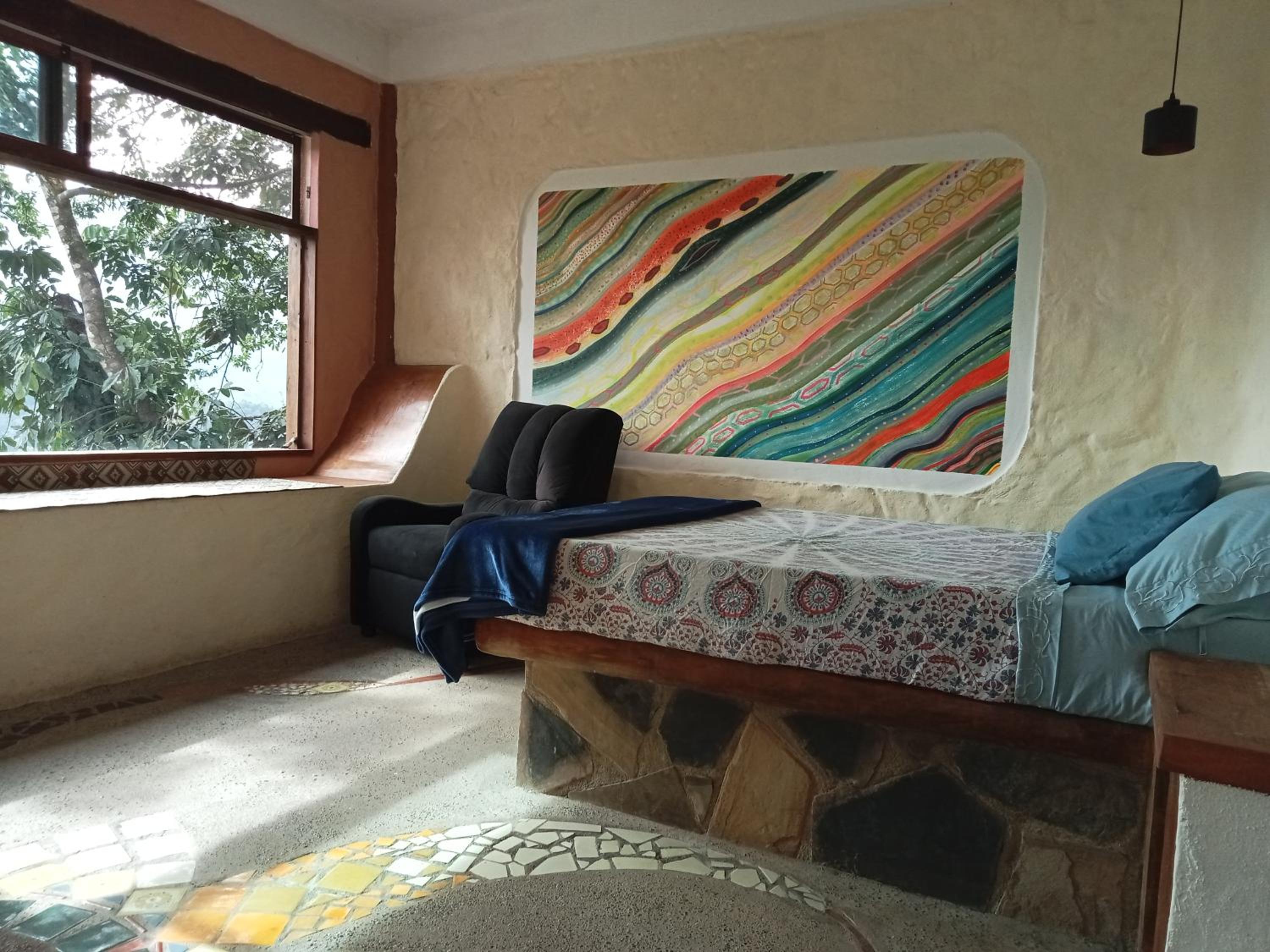 Queen Room with Garden View