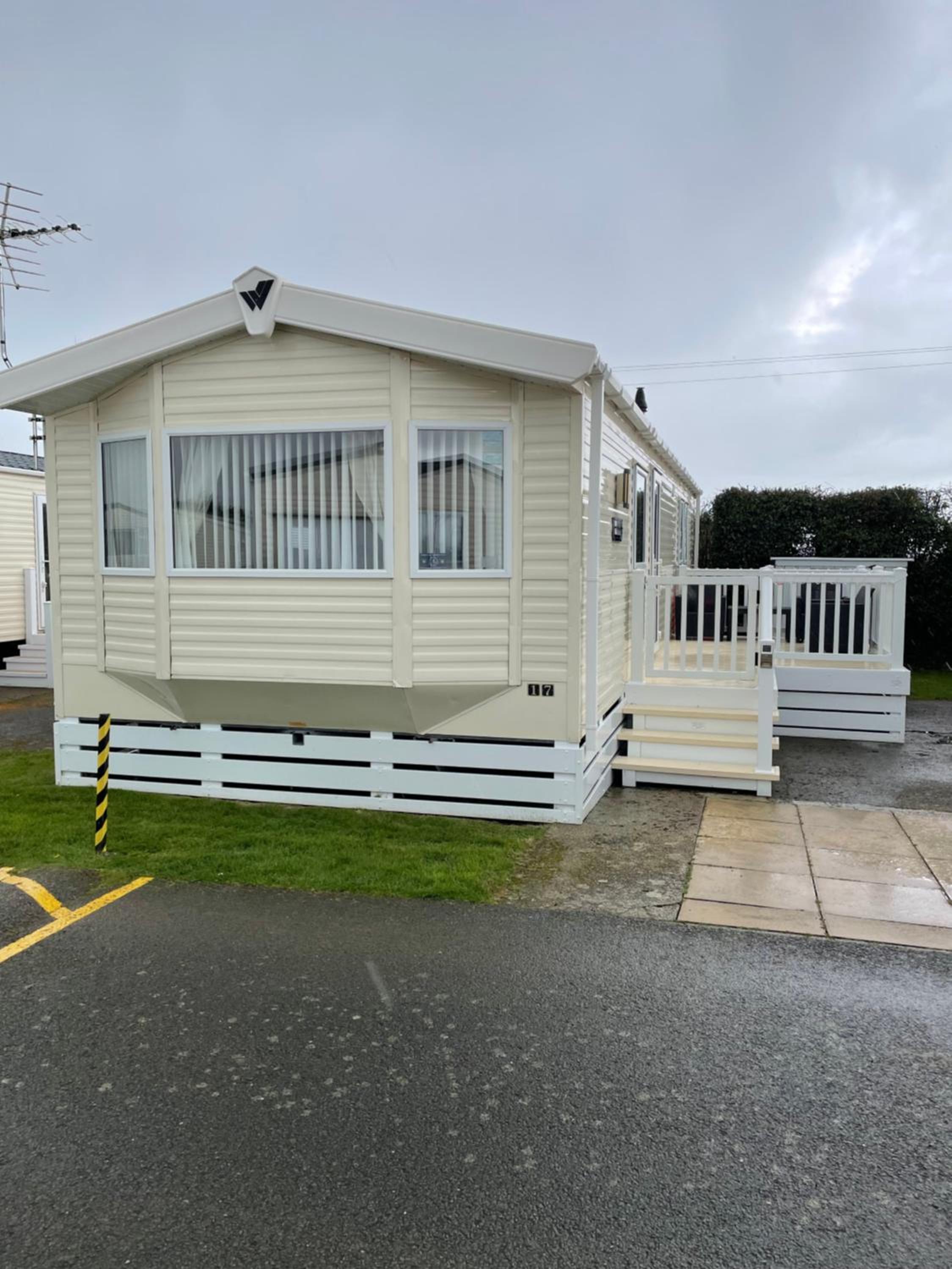 Mobile Home photo 2