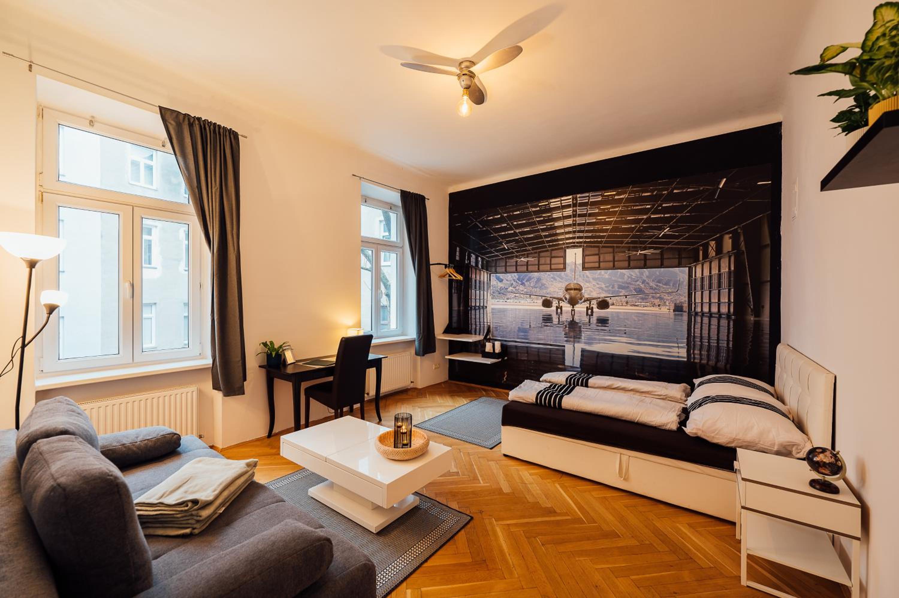 One-Bedroom Apartment