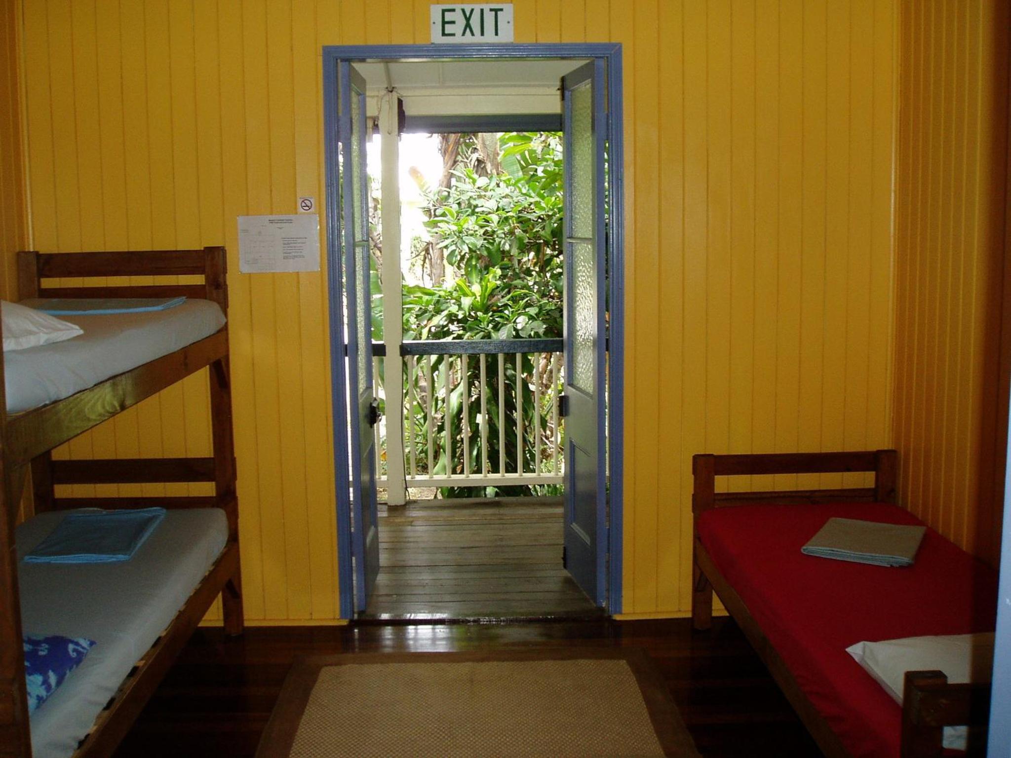 Bed in 4-Bed Mixed Dormitory Room photo 2