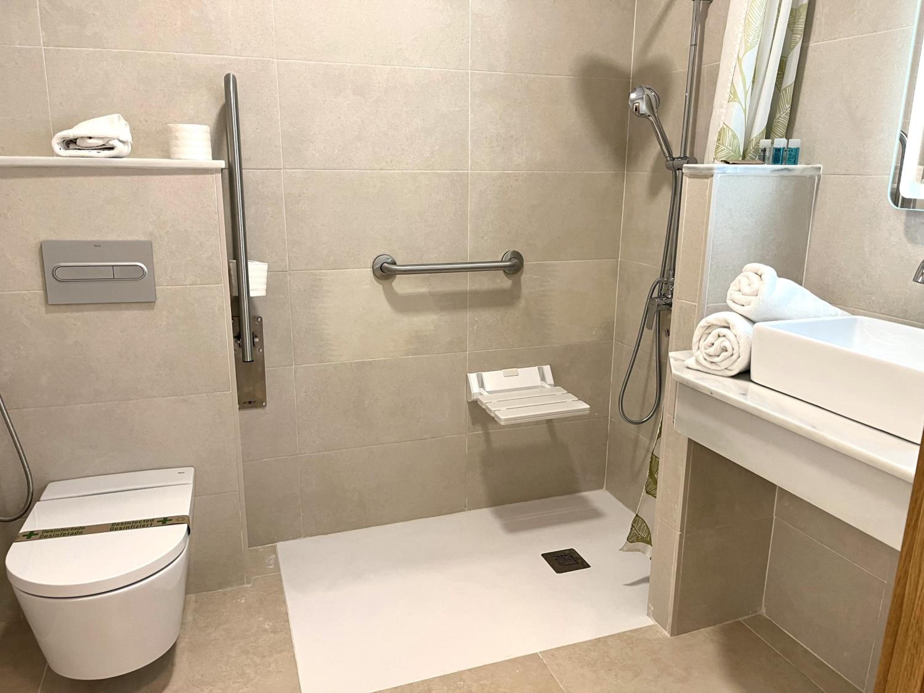 Double Room - Disability Access - Photo 2