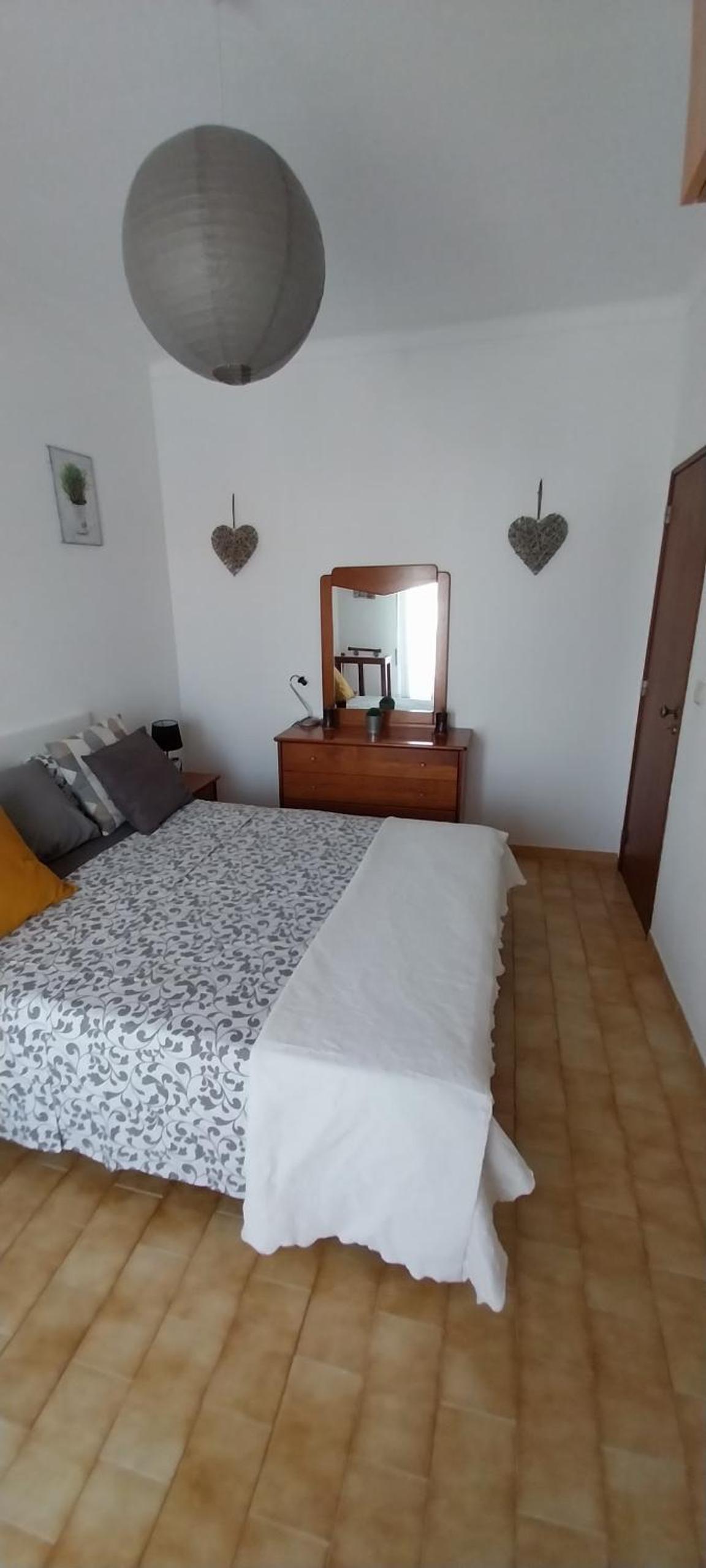 One-Bedroom Apartment with Terrace photo 1
