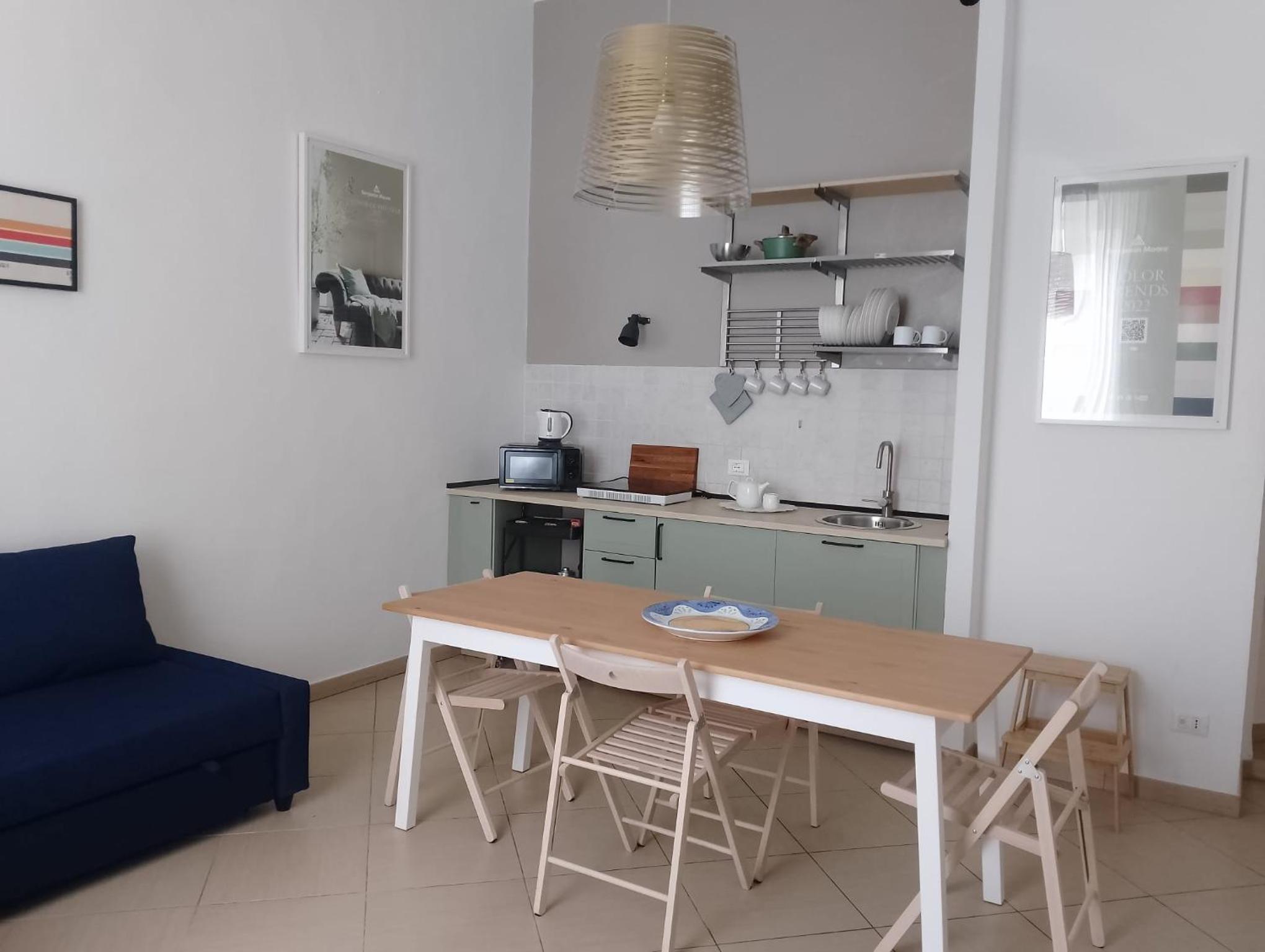 One-Bedroom Apartment photo 2