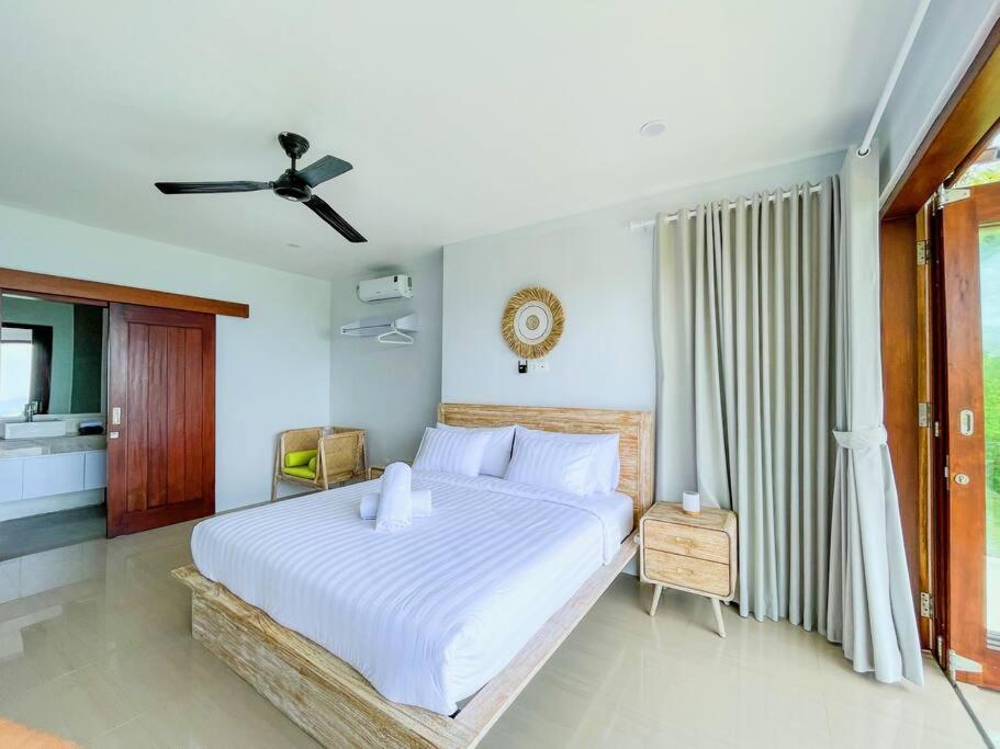 Villa photo 1