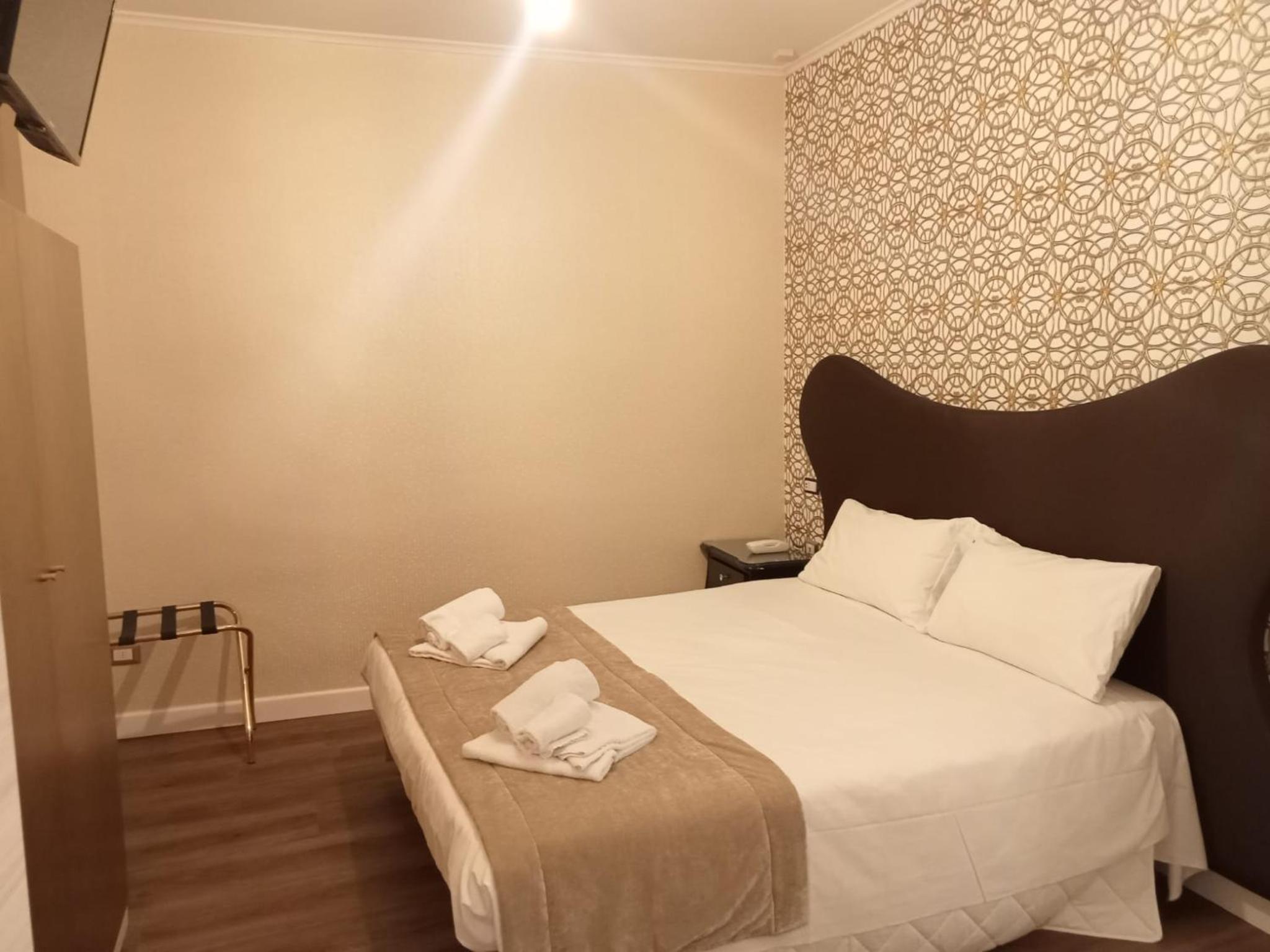 Double or Twin Room photo 1
