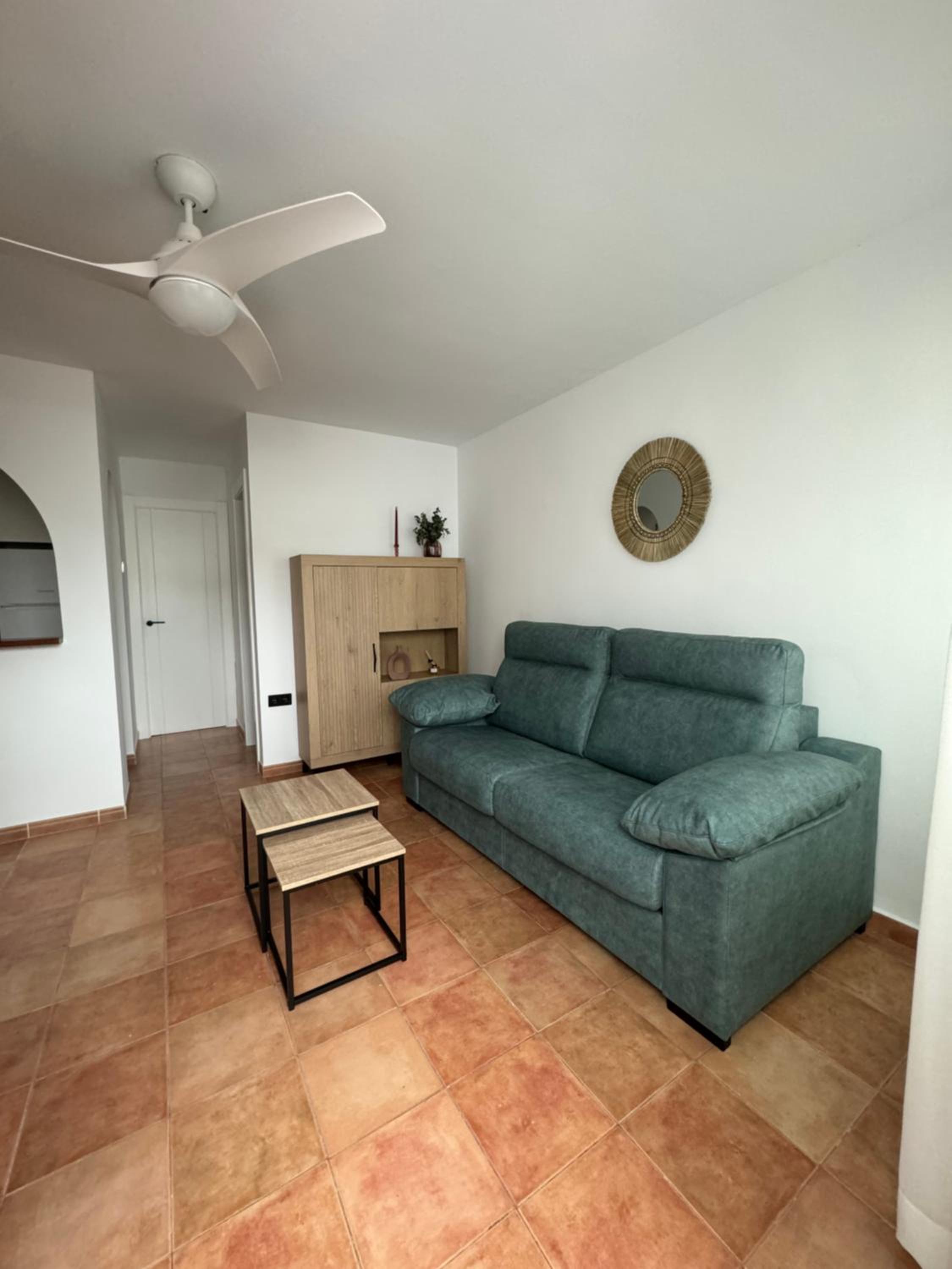 One-Bedroom Apartment photo 2
