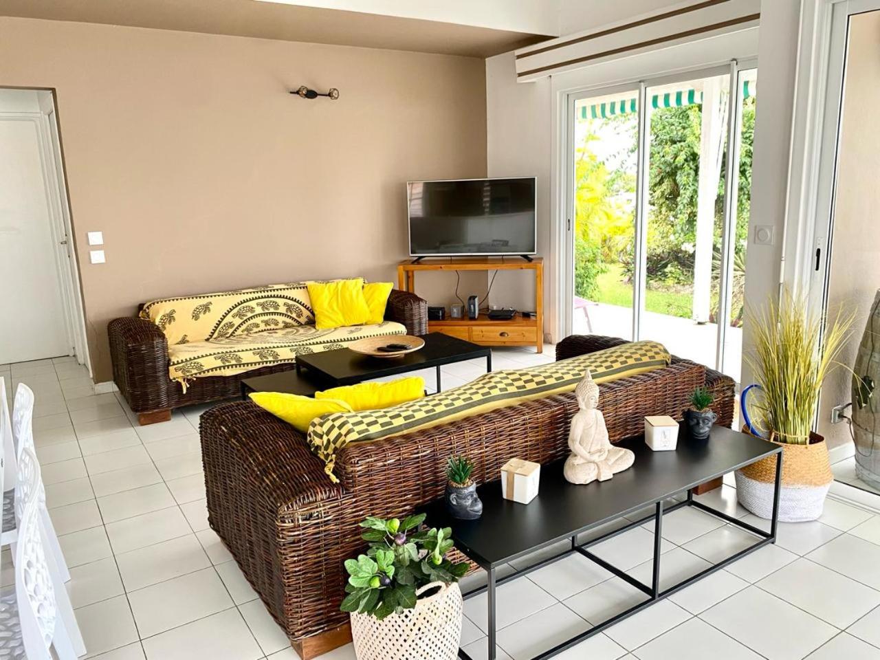 Villa photo 1