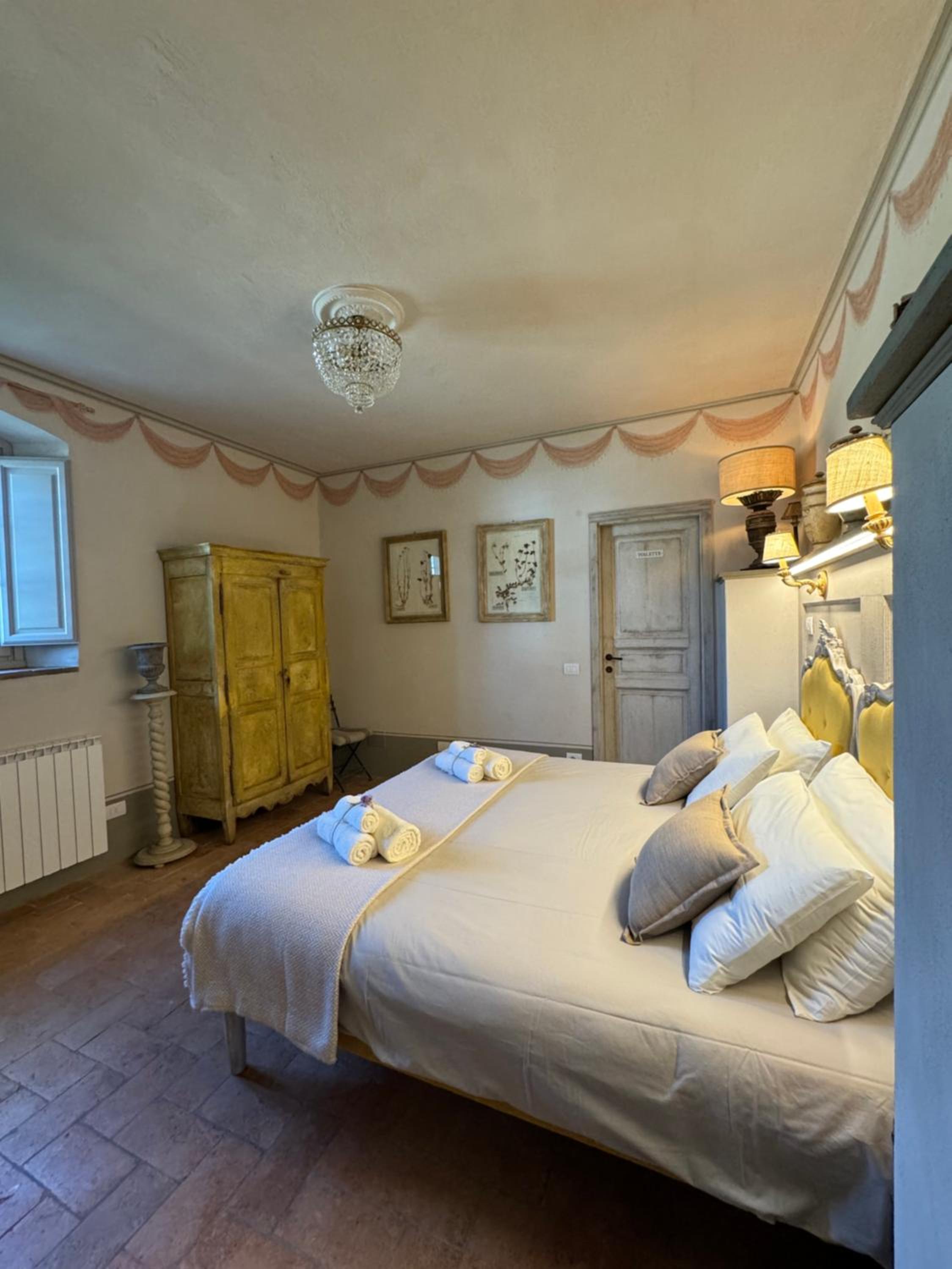 Superior King Room photo 2