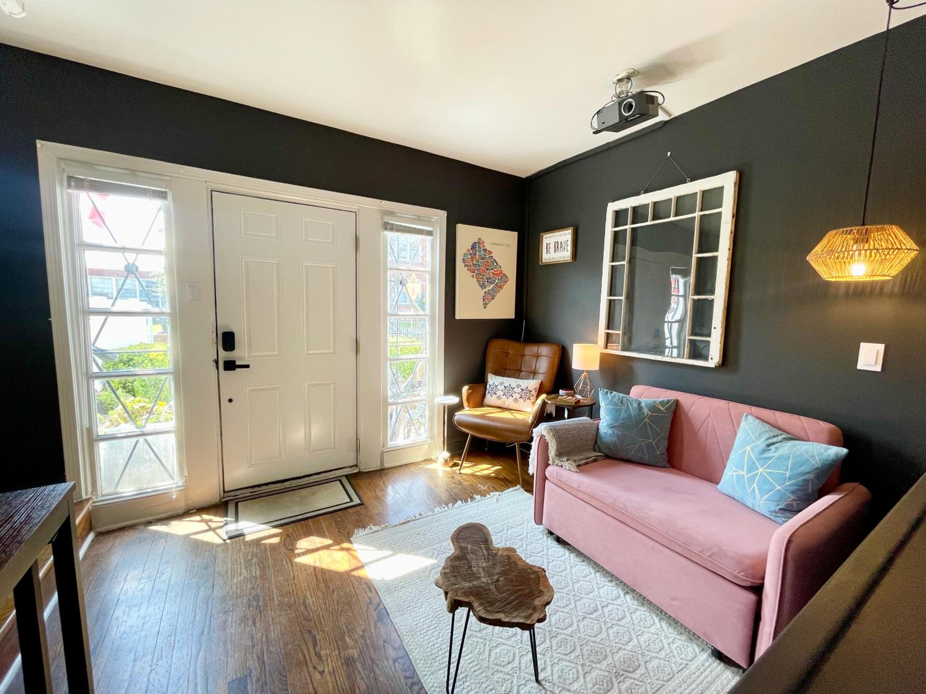 One-Bedroom House photo 2