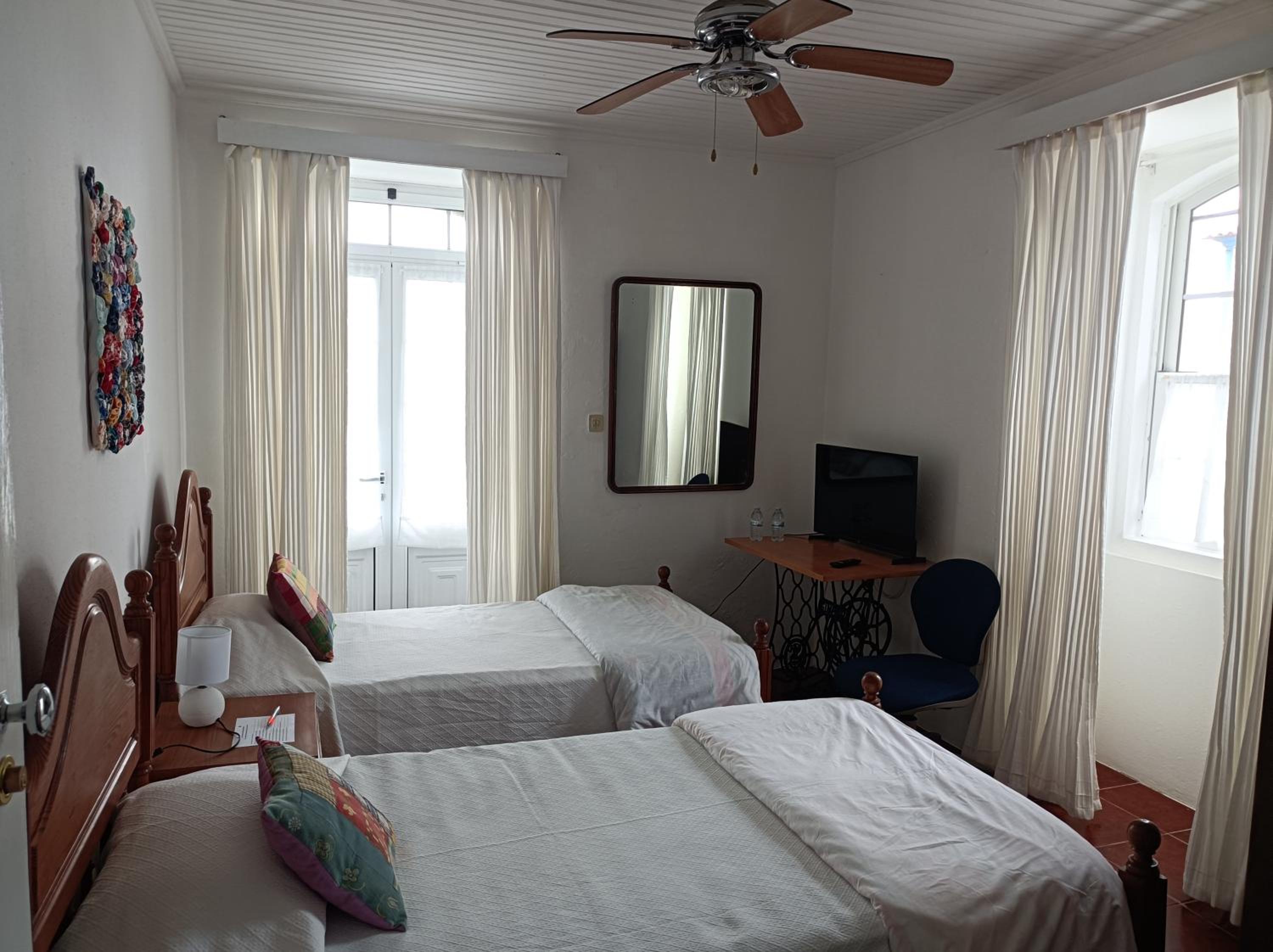 Double Room with Private Bathroom photo 1