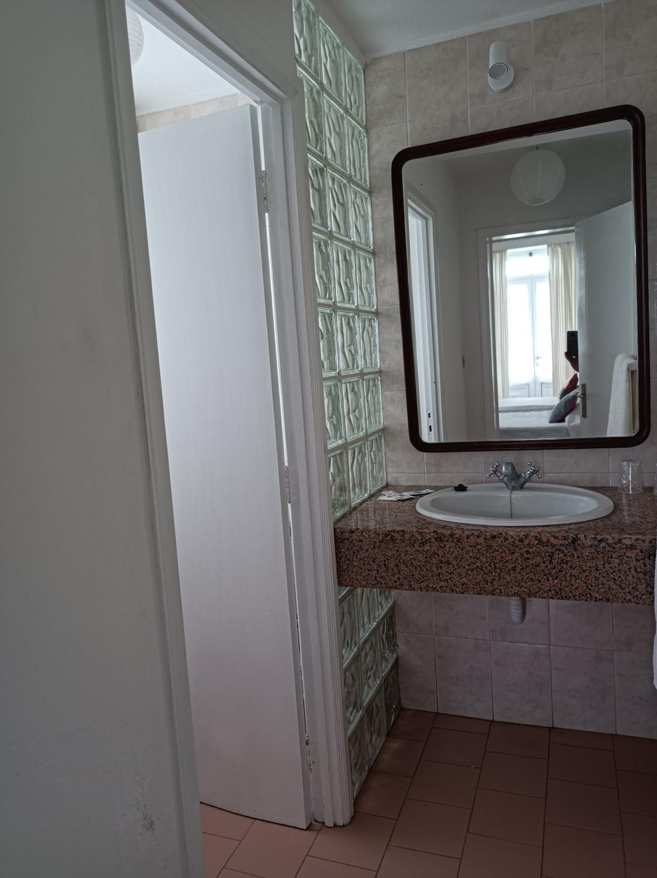 Double Room with Private Bathroom photo 2