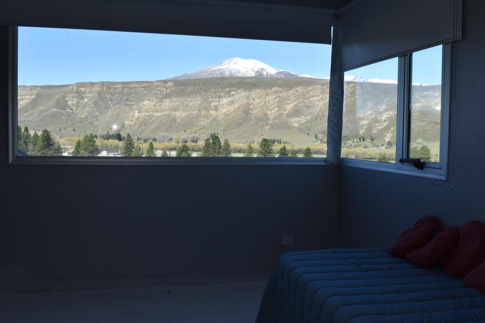 Quadruple Room with Mountain View photo 2
