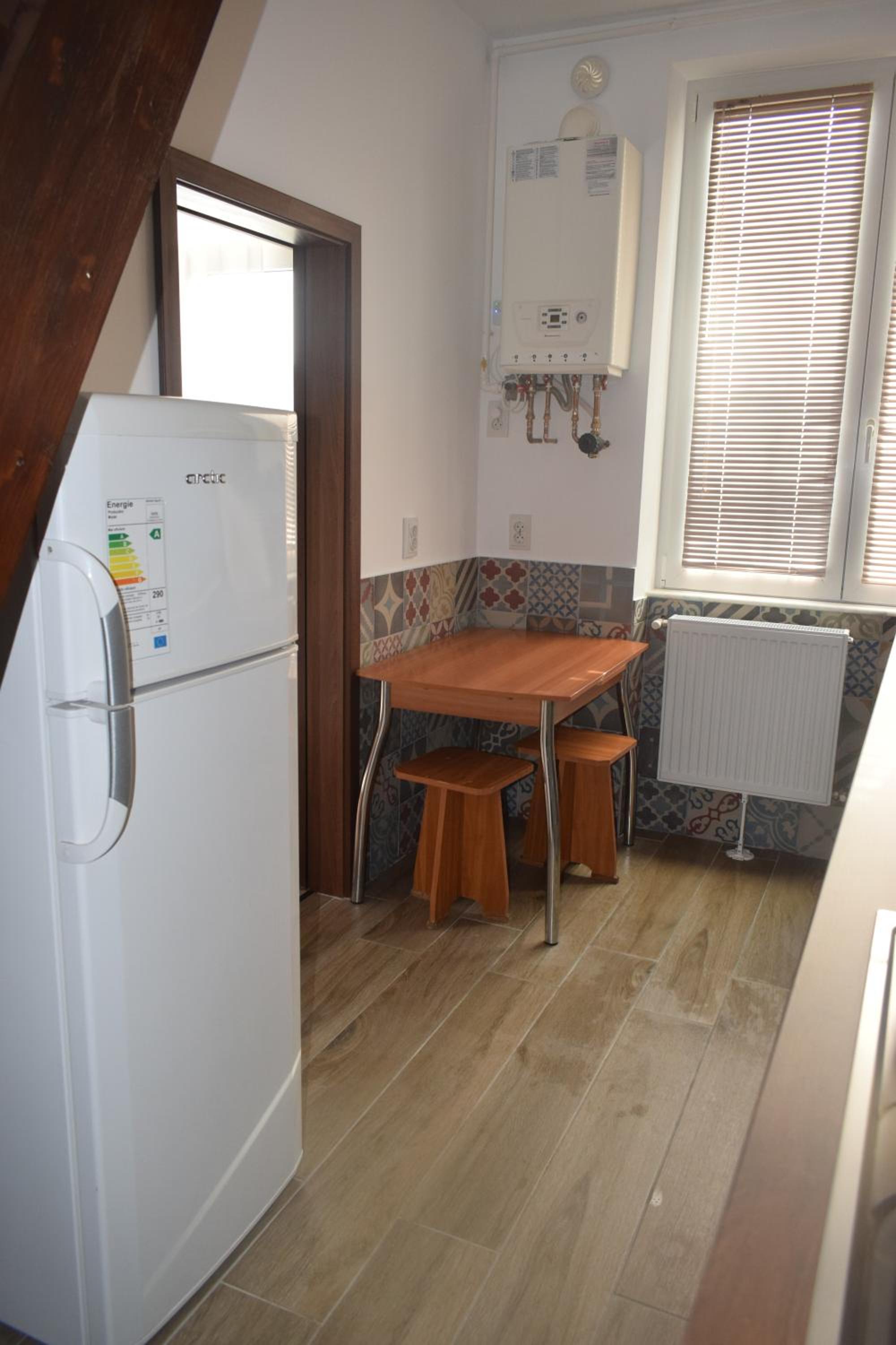 One-Bedroom Apartment photo 2