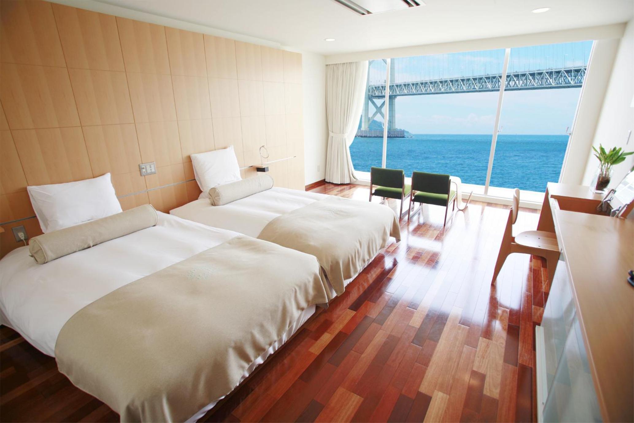 Twin Room - Non-Smoking - Photo 4