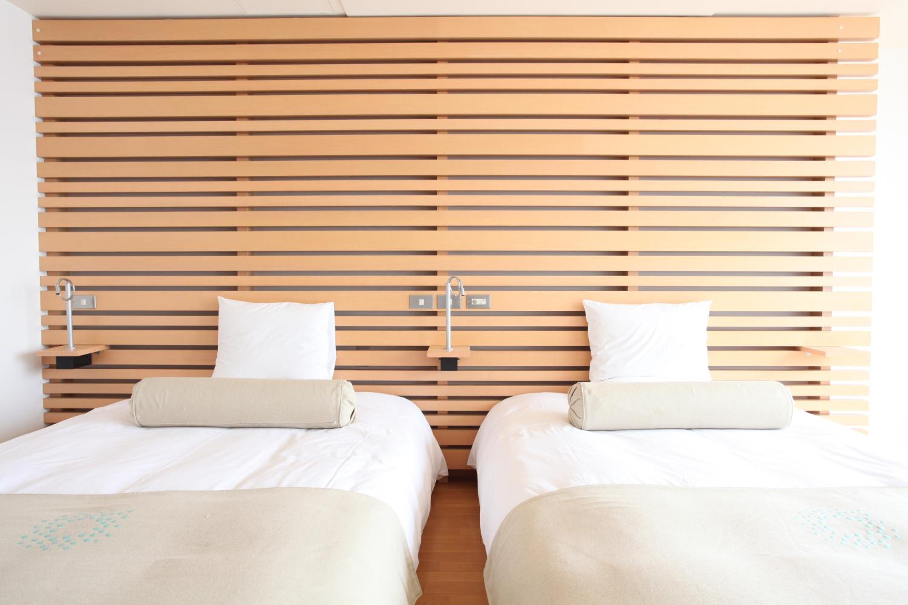 Twin Room - Non-Smoking - Photo 1