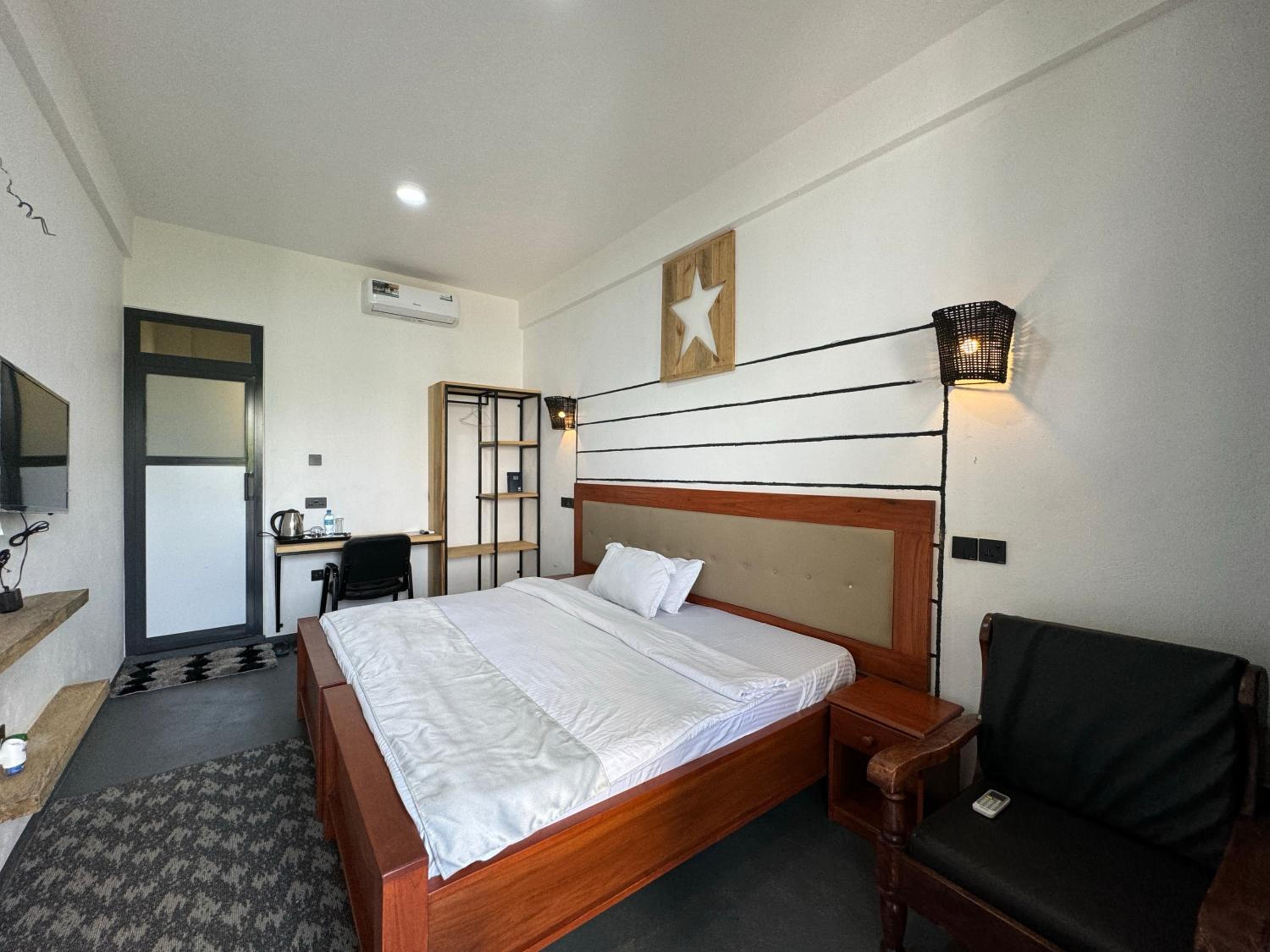 Deluxe Double or Twin Room - Photo 1