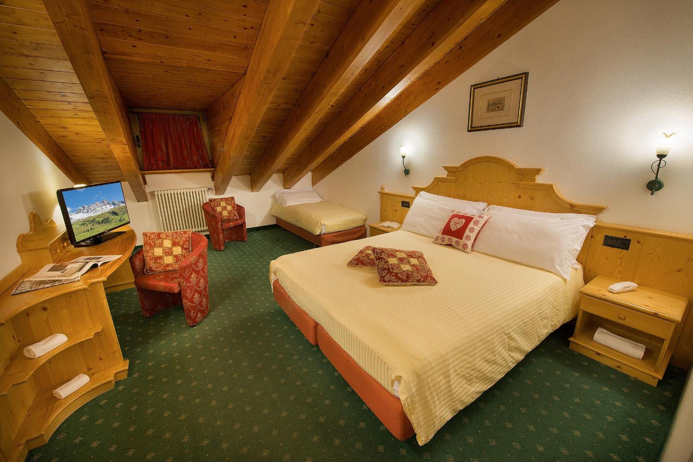 Superior Triple Room