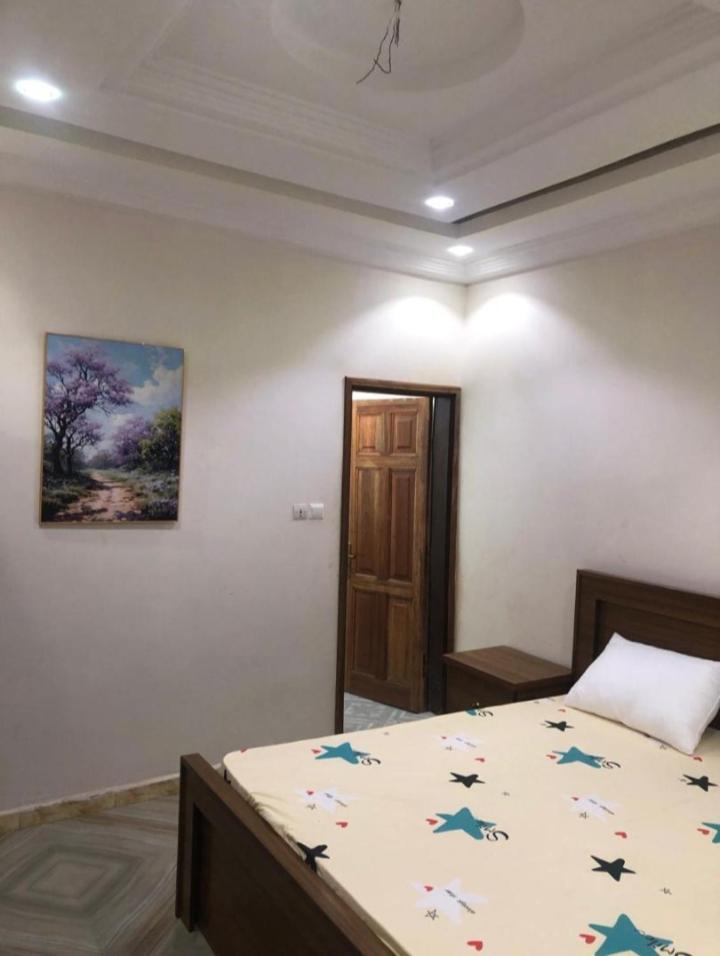 Studio Apartment with Balcony photo 1