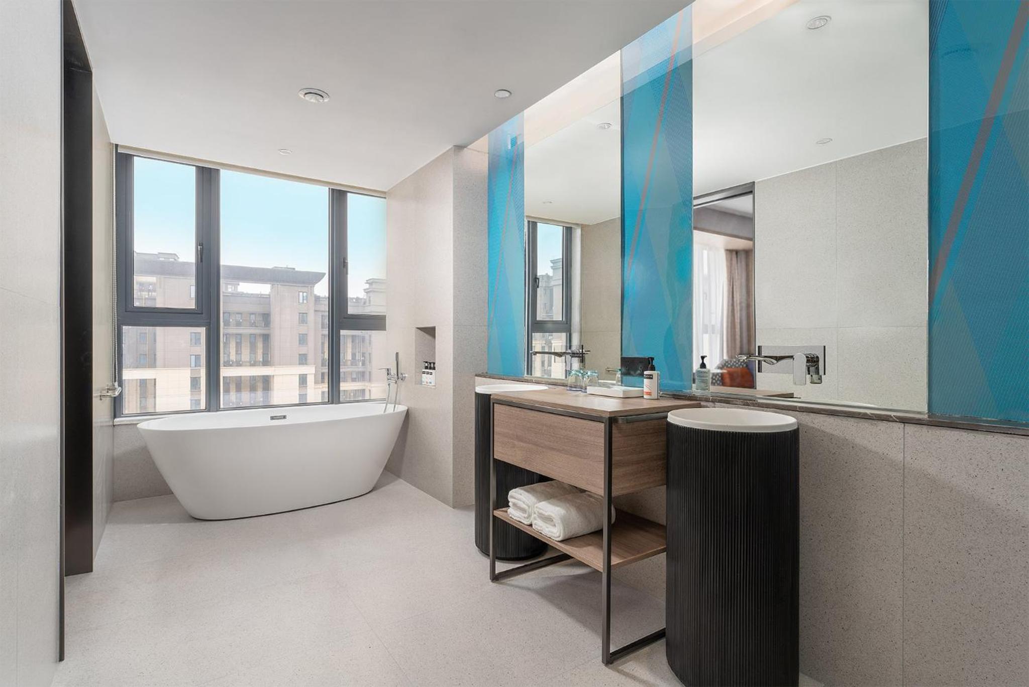 King Suite photo 3