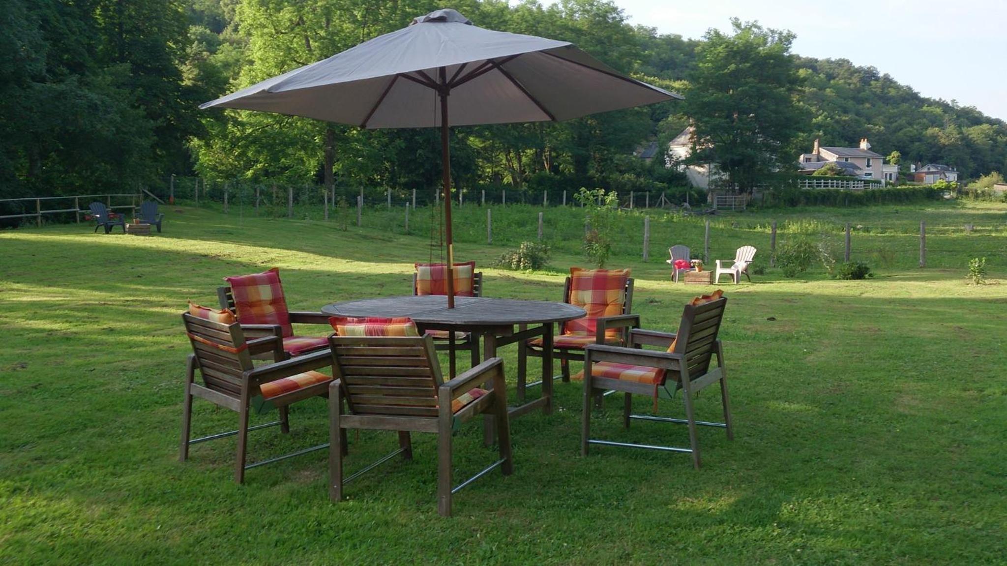 Family Room (4 Adults) - Photo 2