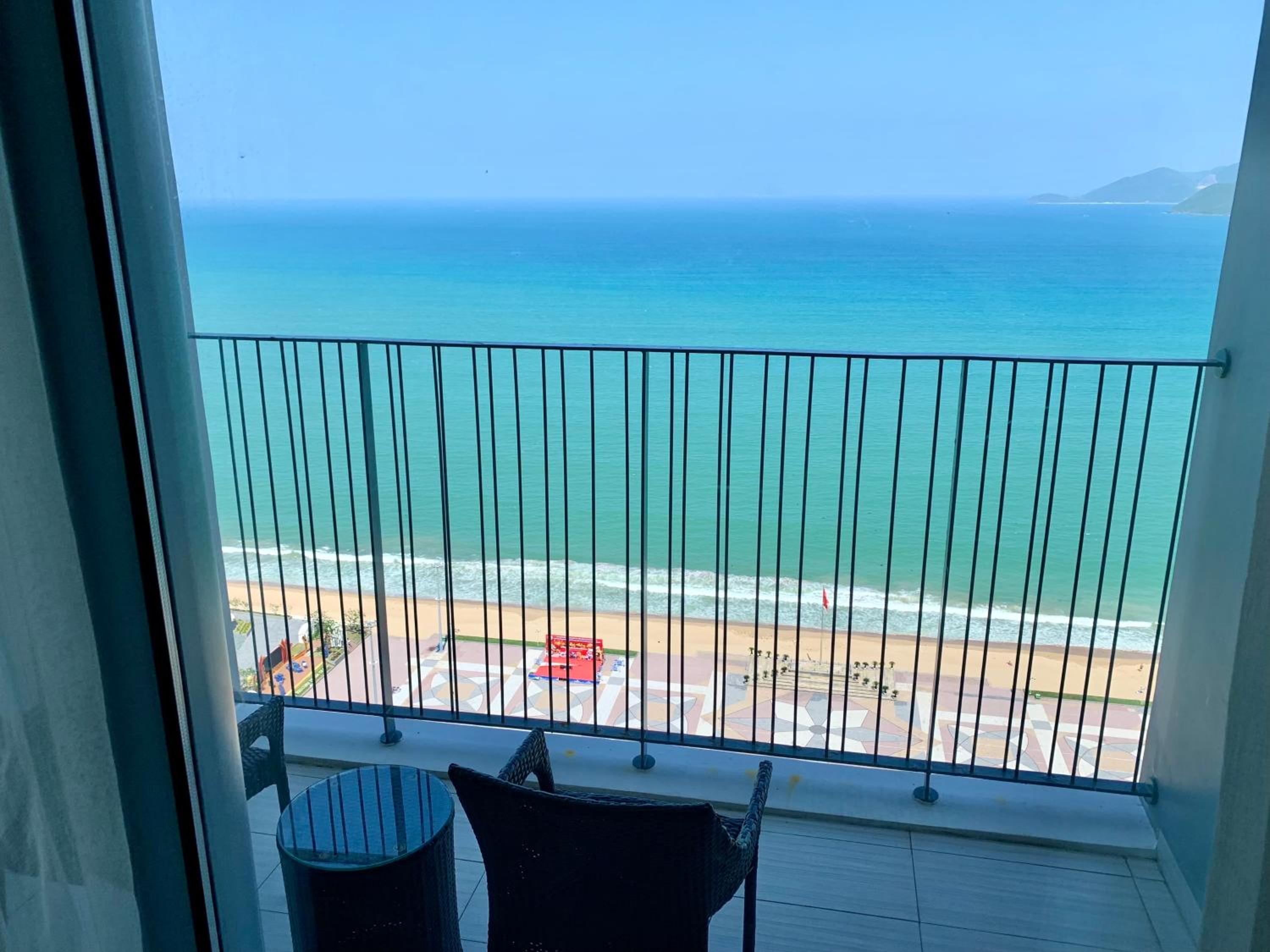 Family Room With Sea View - Photo 8