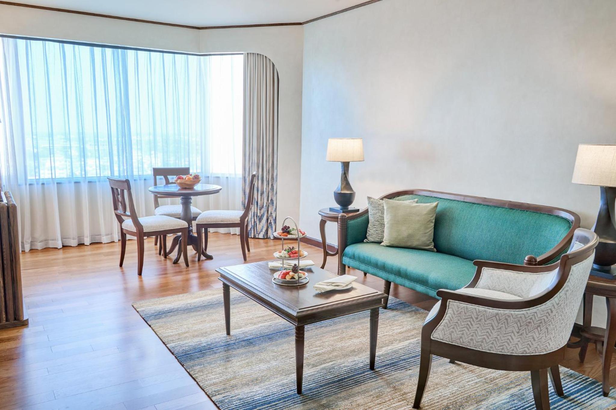 One-Bedroom Suite - Photo 2