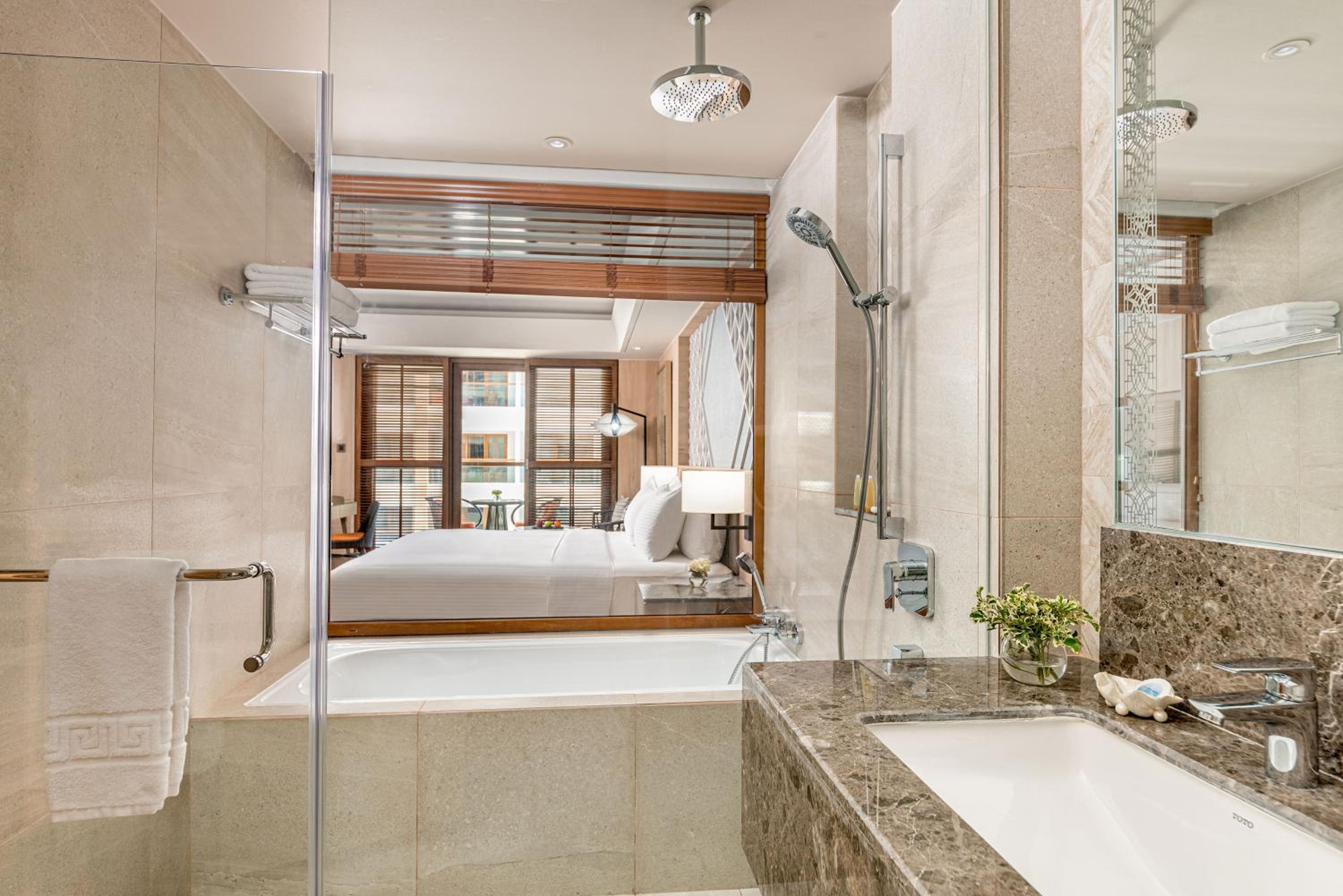 Premier Room - Photo 4