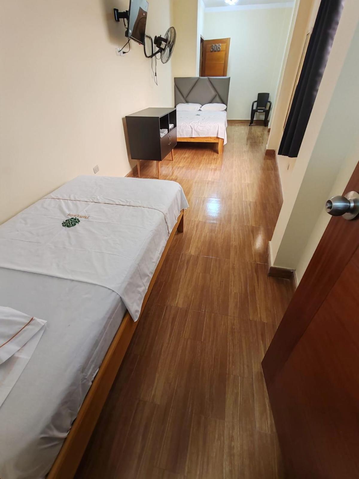 Twin Room photo 2