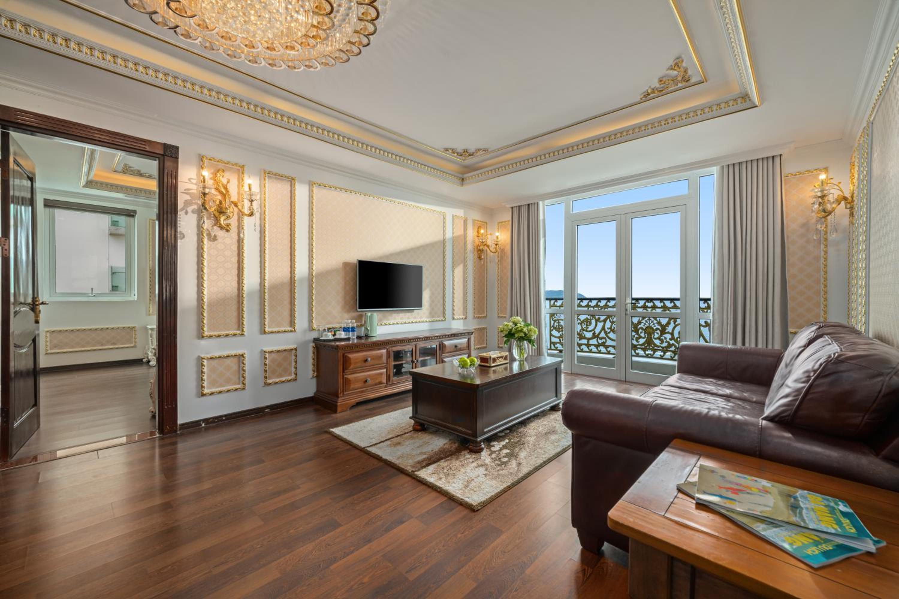 Two Bedroom Penthouse Apartment Ocean Front photo 3