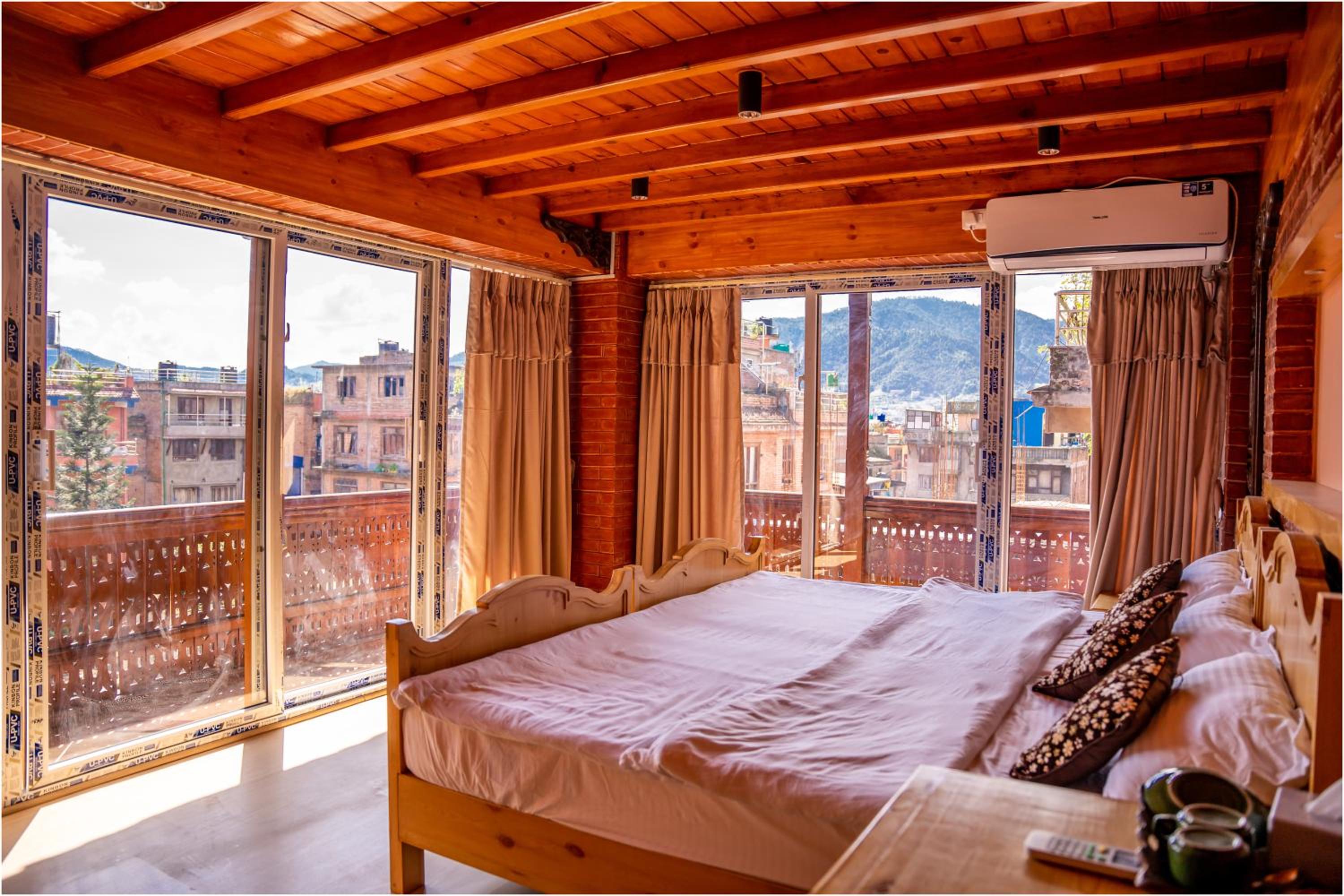 Deluxe Double or Twin Room with Balcony