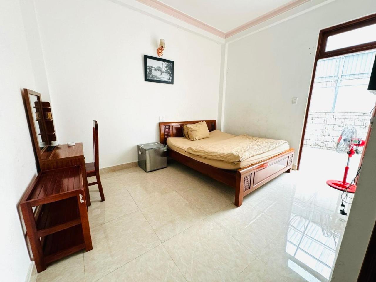 Standard King Room - Photo 1