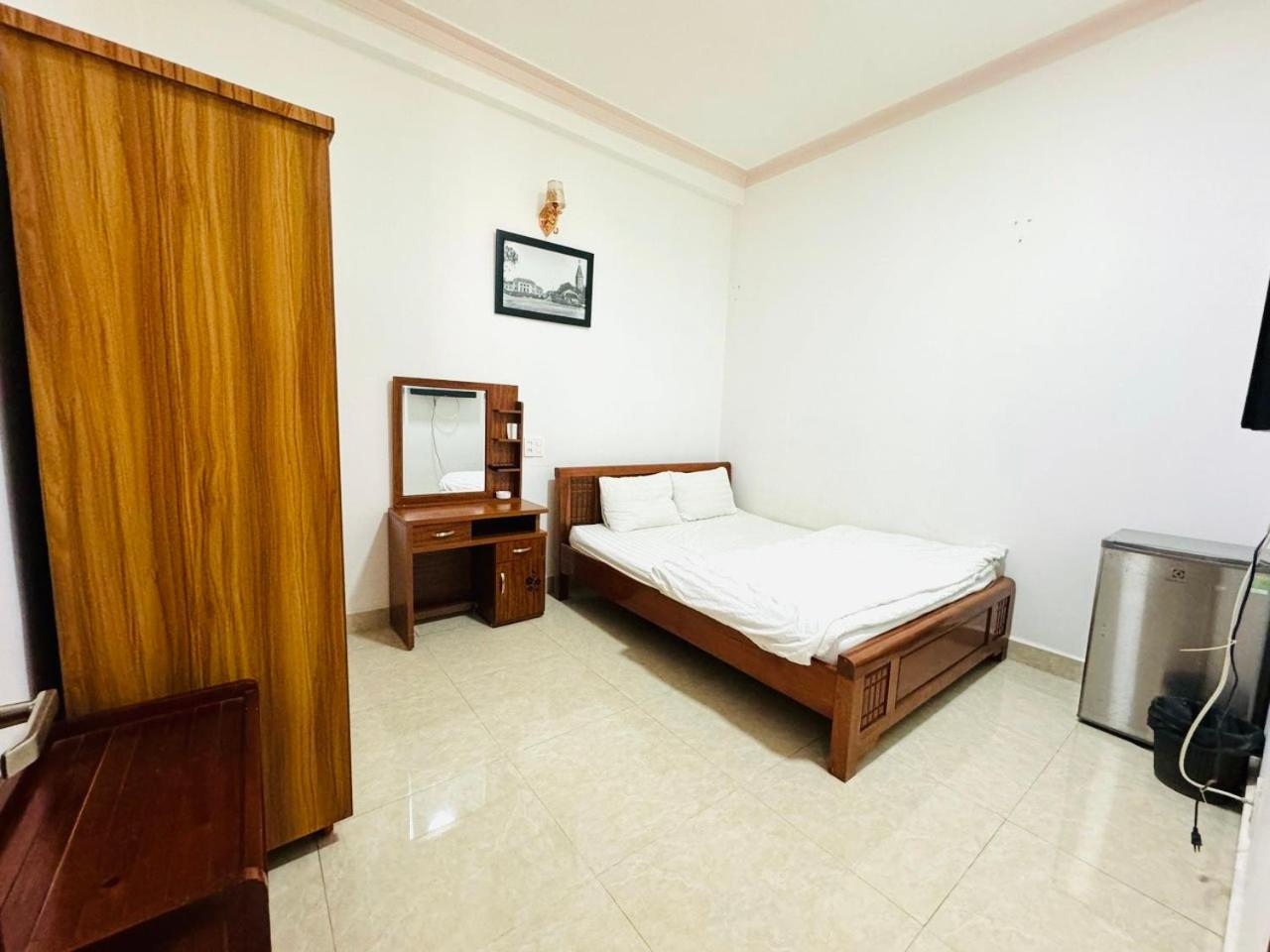 Standard King Room - Photo 4