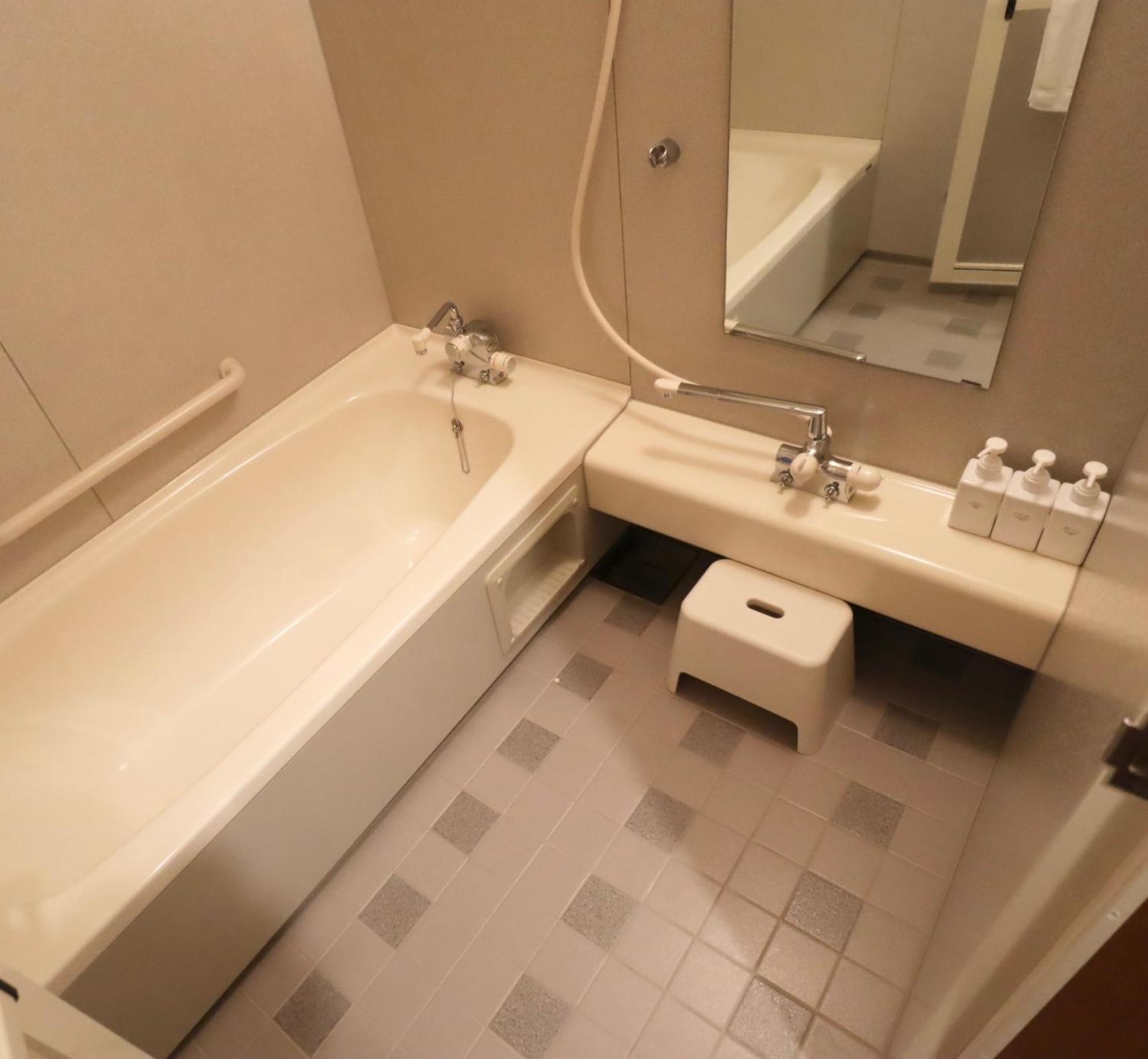 Quadruple Room with Mountain View photo 3