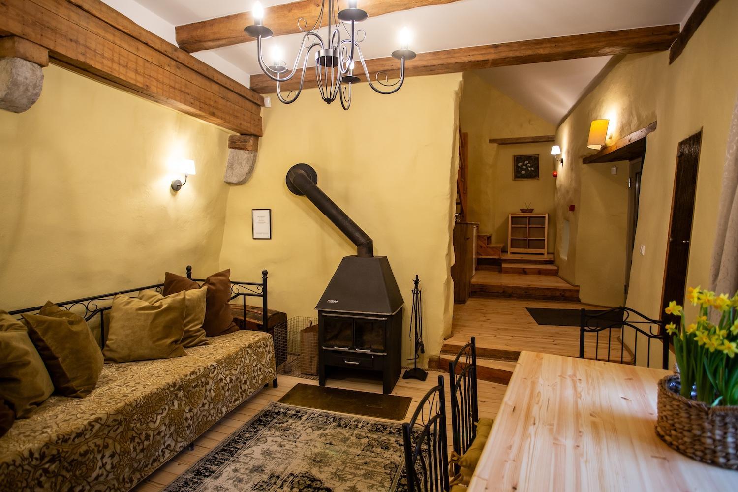 Suite - Annex - Photo 3