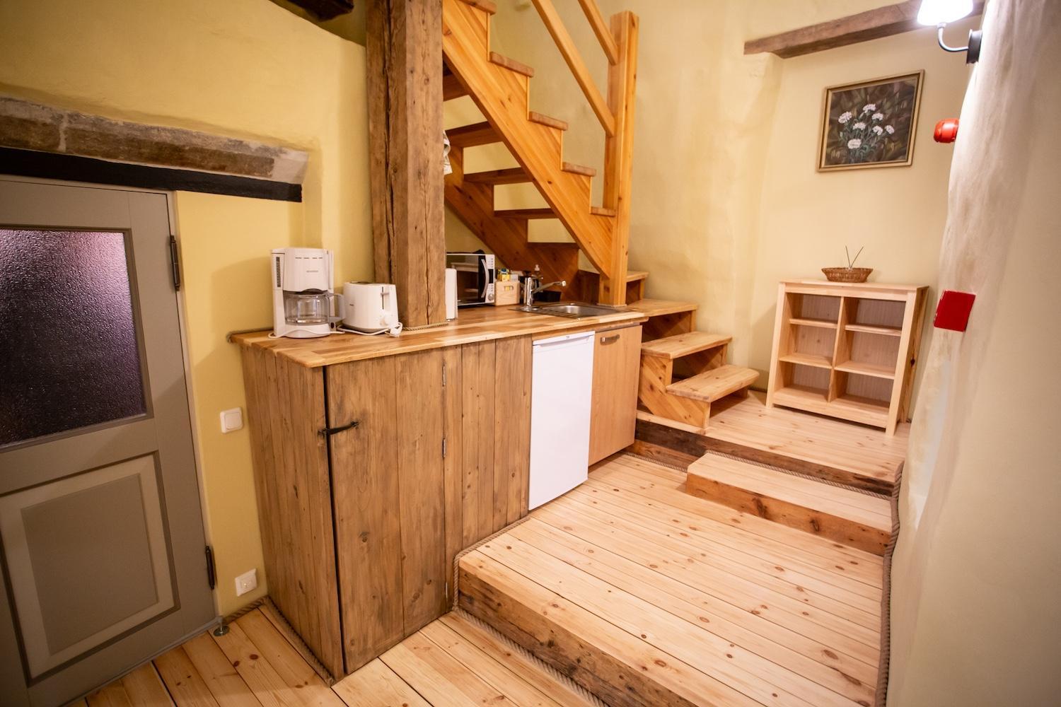Suite - Annex - Photo 8