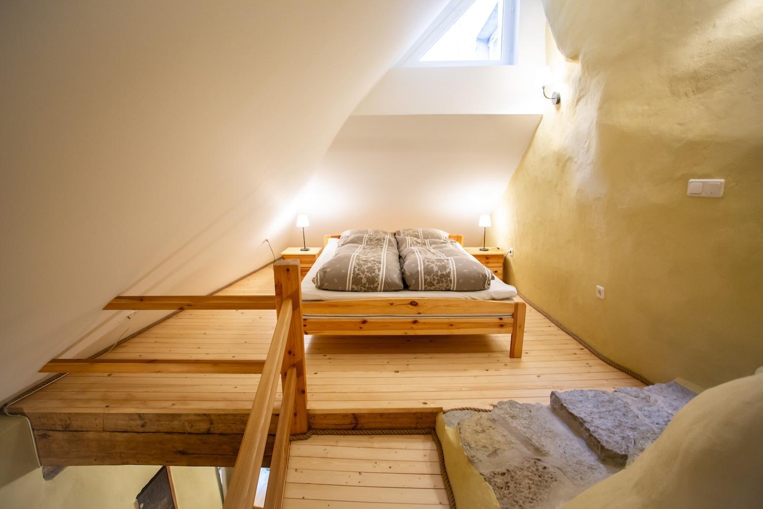 Suite - Annex - Photo 10