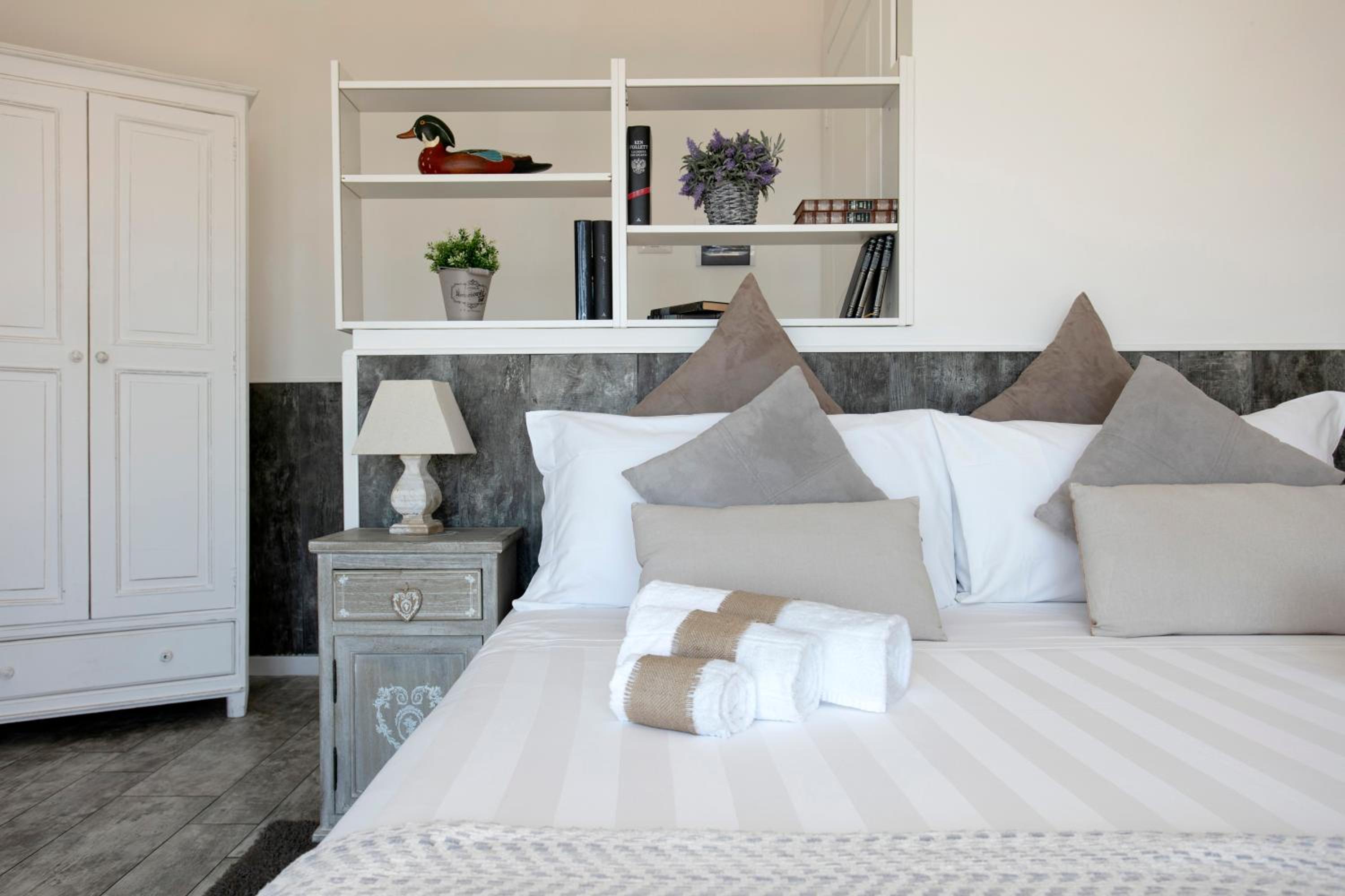 Double Room - Photo 22