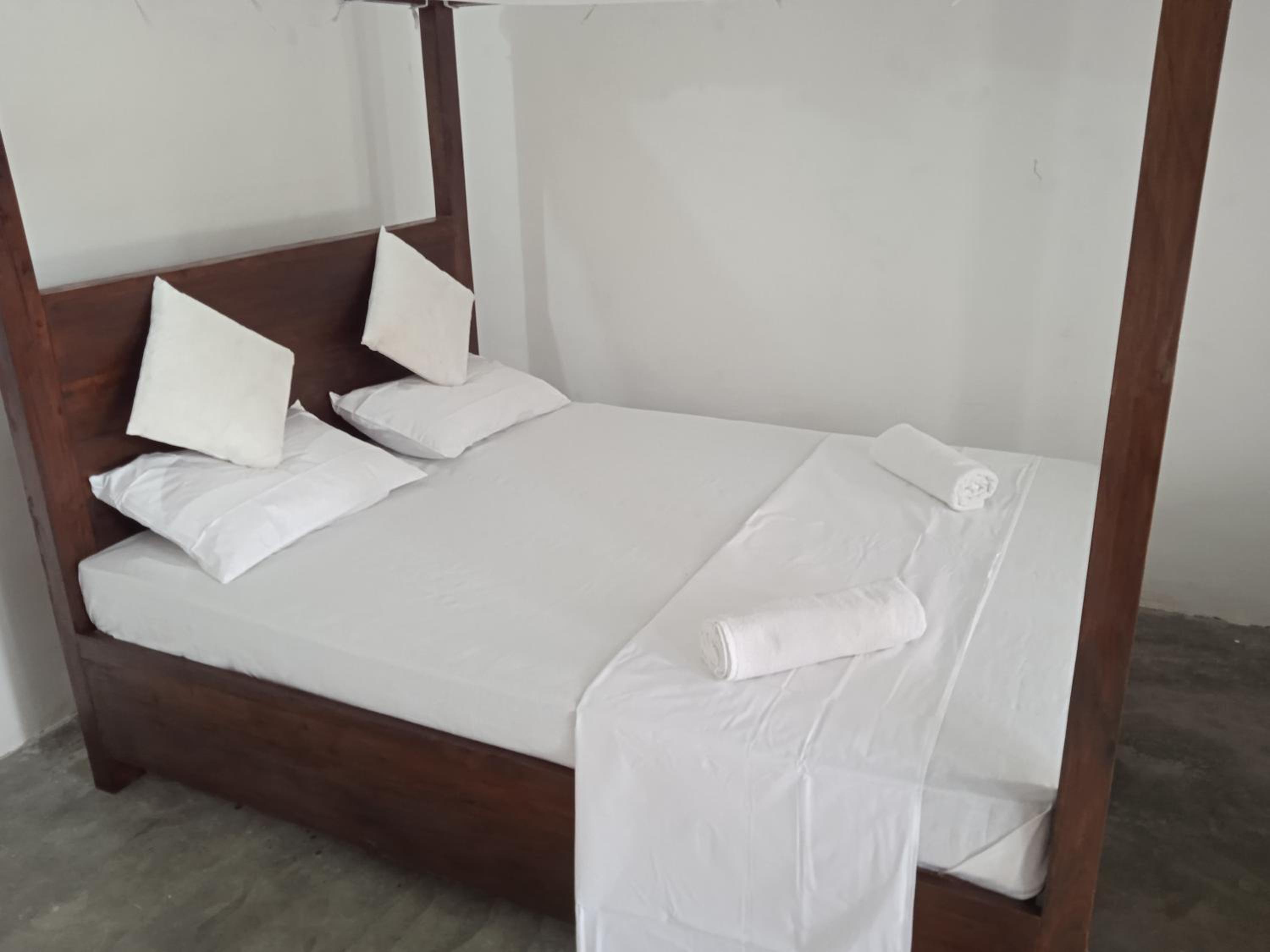 Budget Double Room photo 2