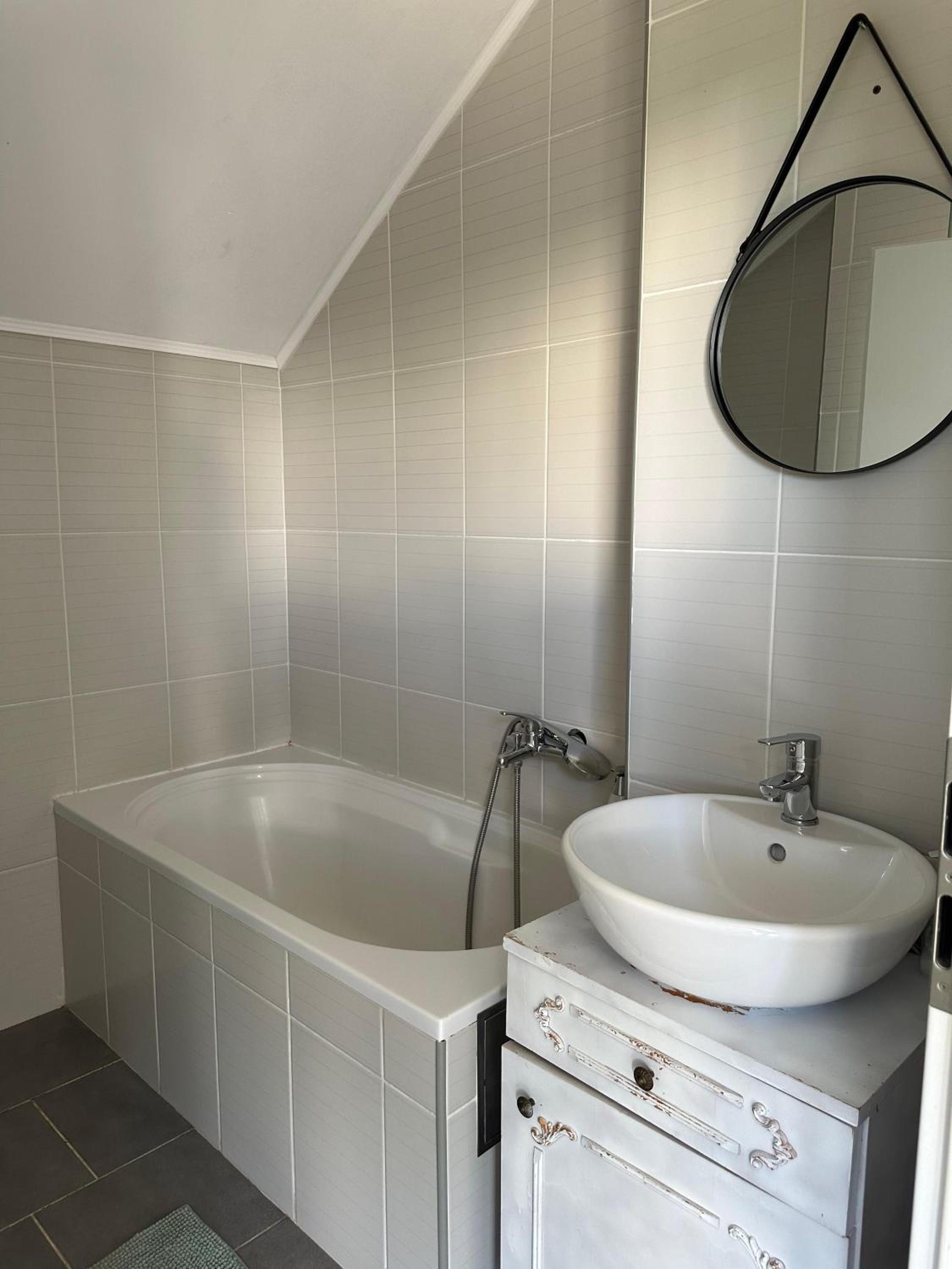Apartment - Photo 9