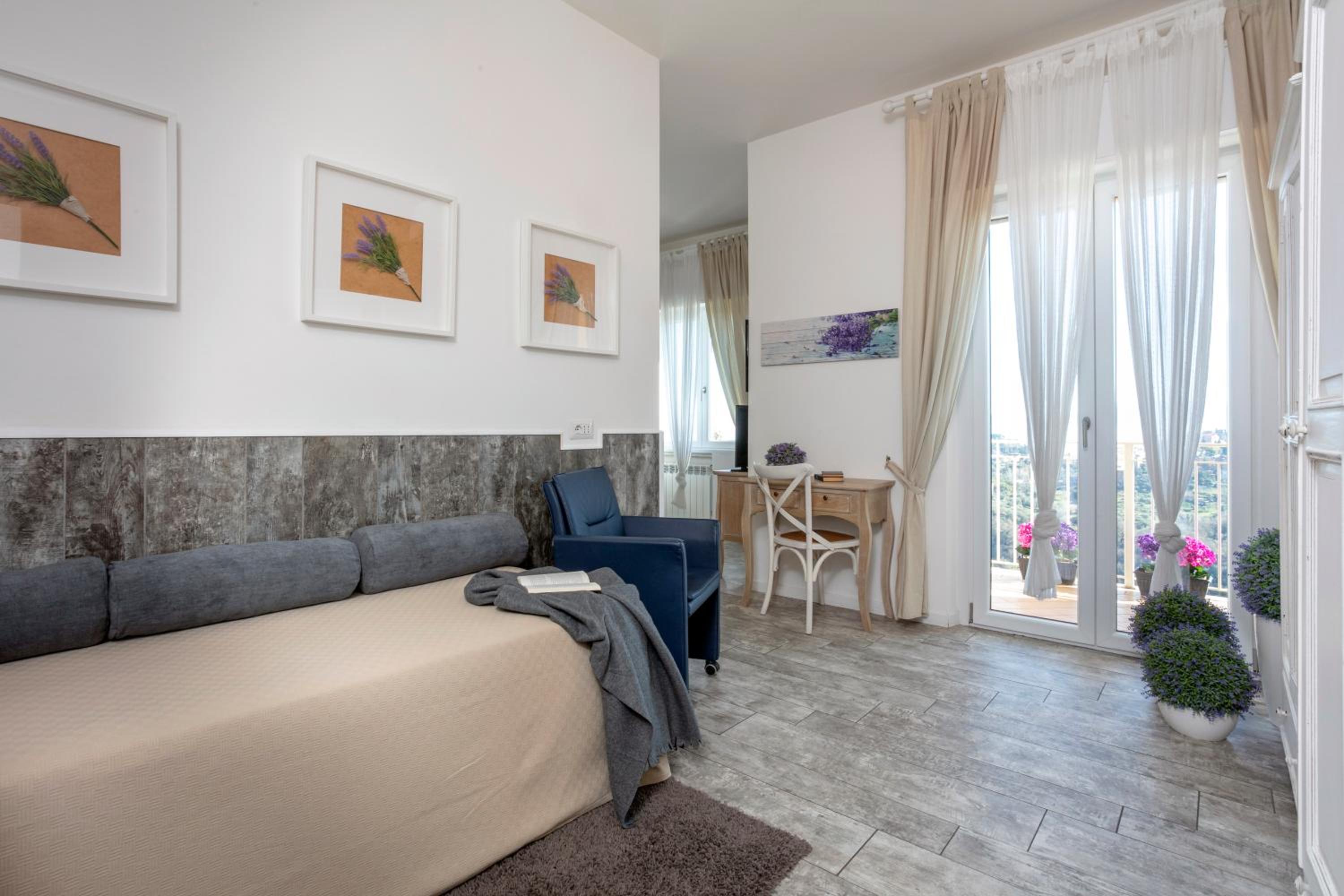Triple Room - Photo 8