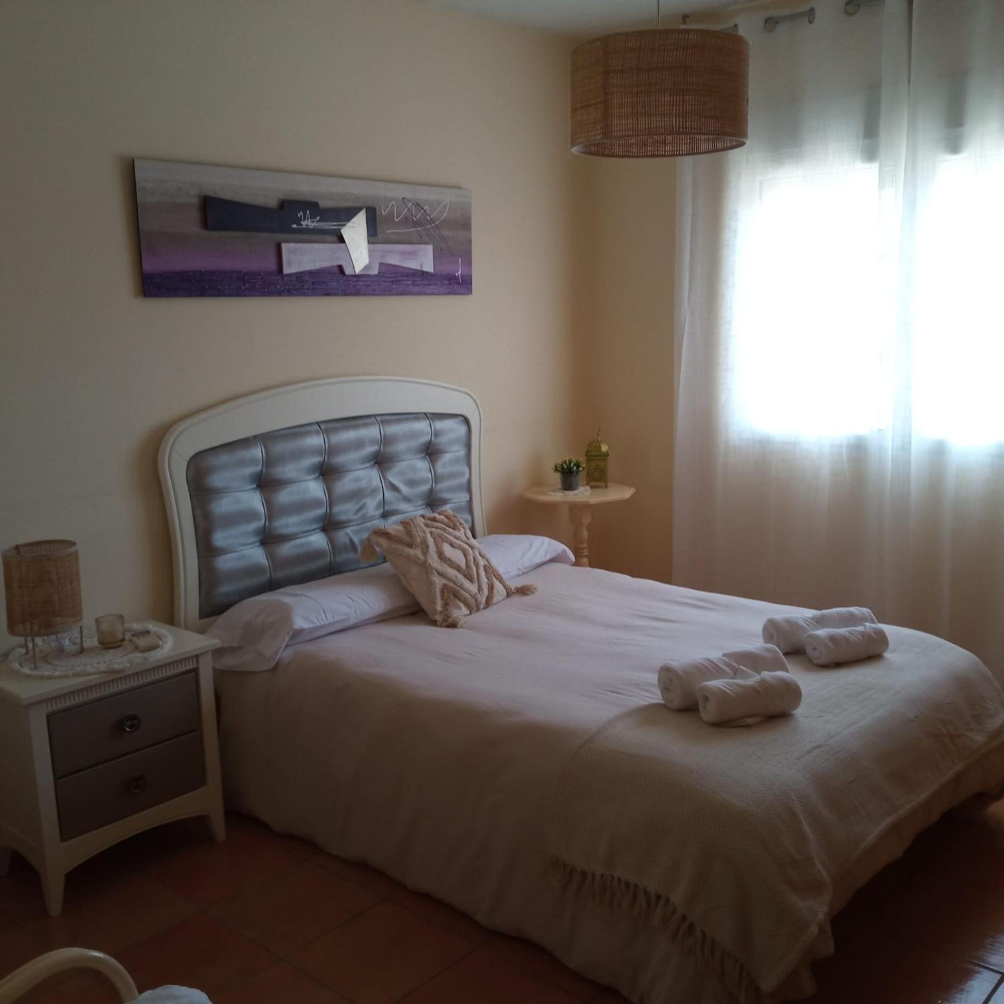 Three-Bedroom House photo 2