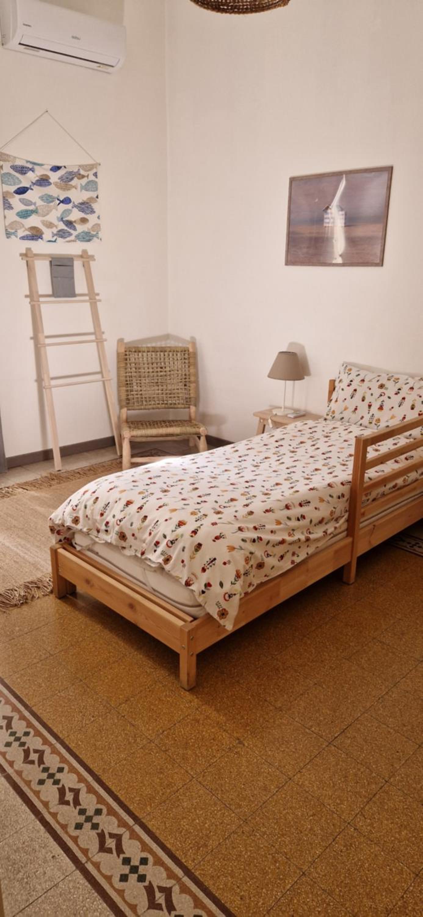 Apartment with Terrace - Photo 19
