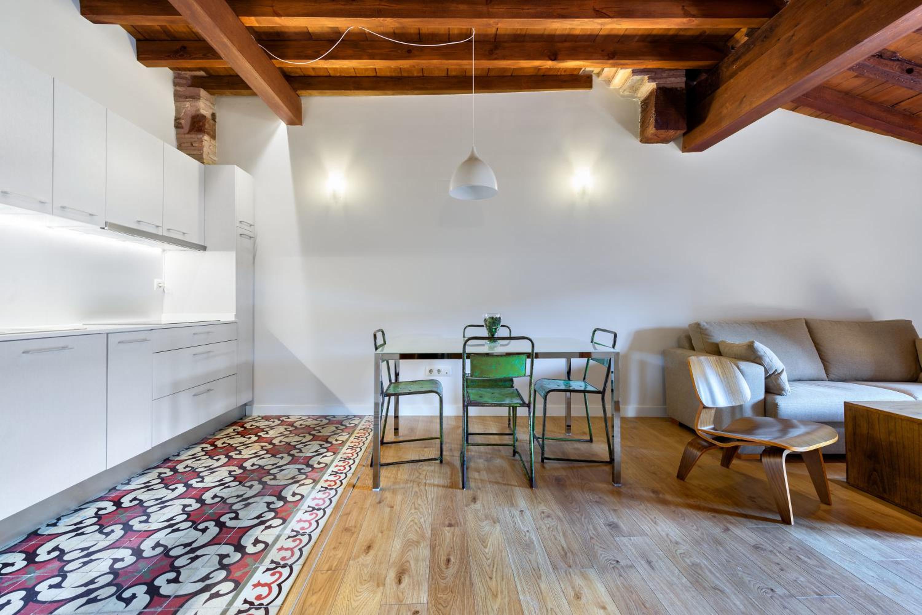 One-Bedroom Apartment - Photo 10