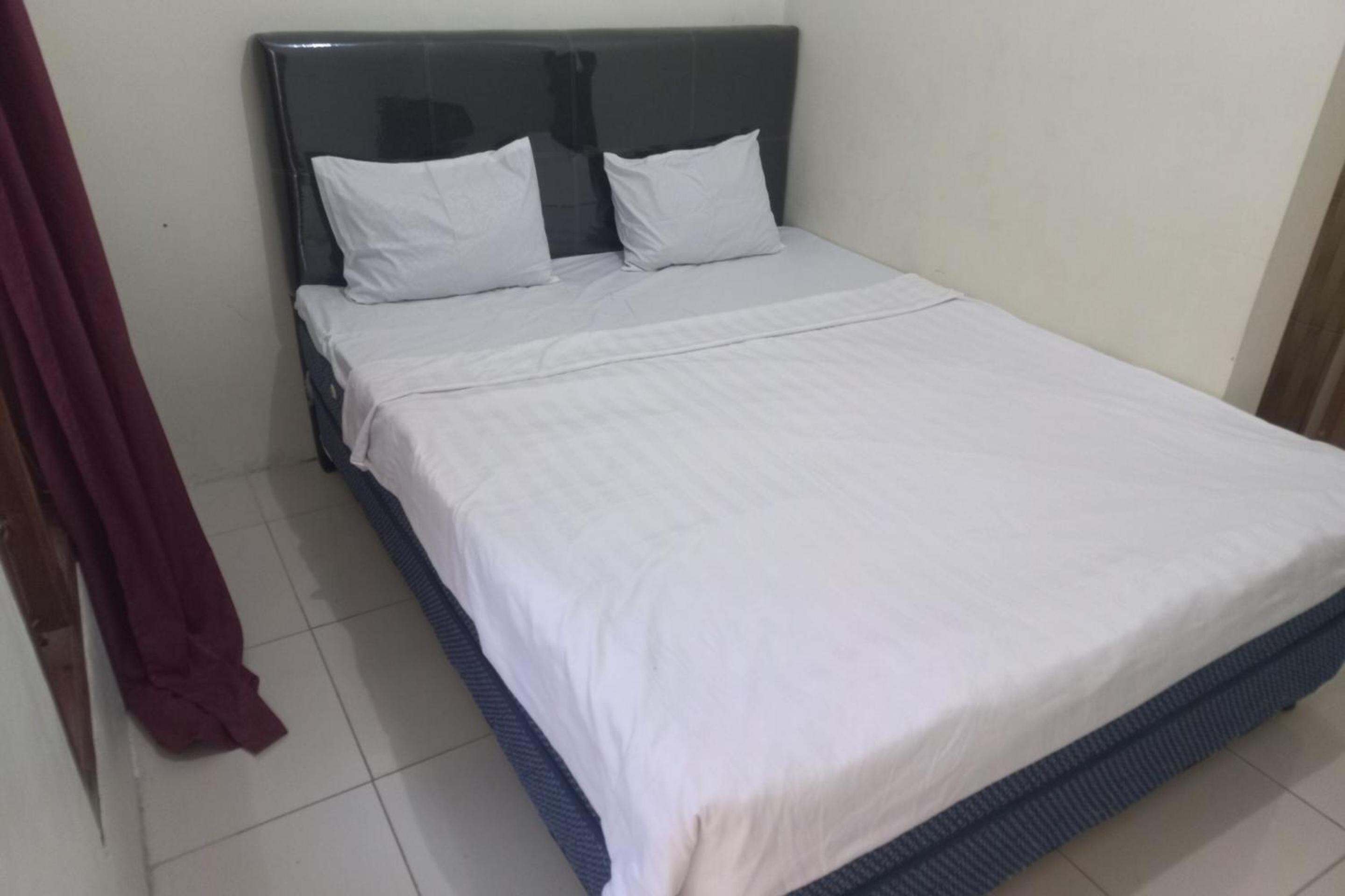 Budget Double Room photo 1