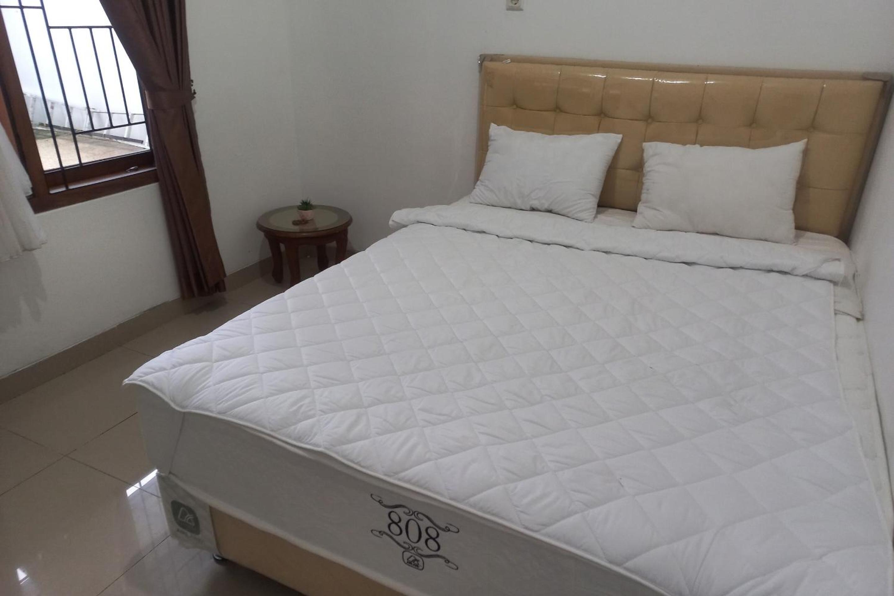 Standard Double Room photo 3