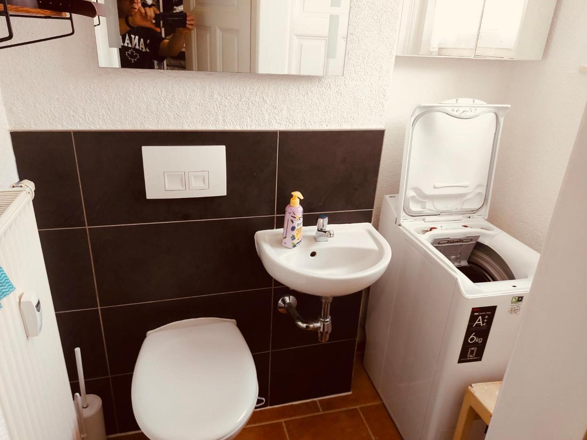 Double Room with Shared Toilet photo 3