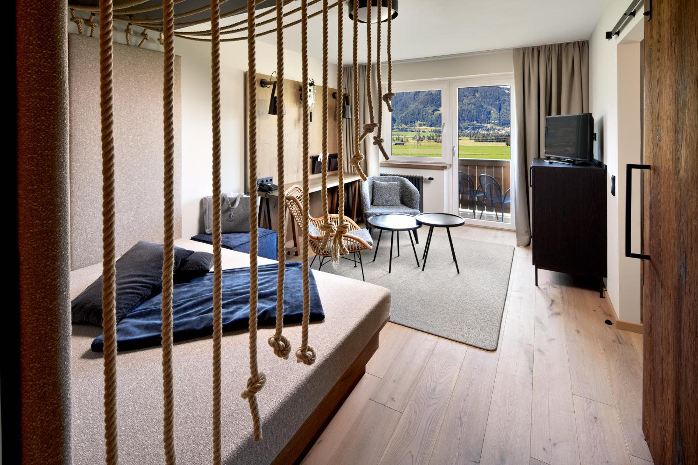 Superior Suite with Balcony photo 1
