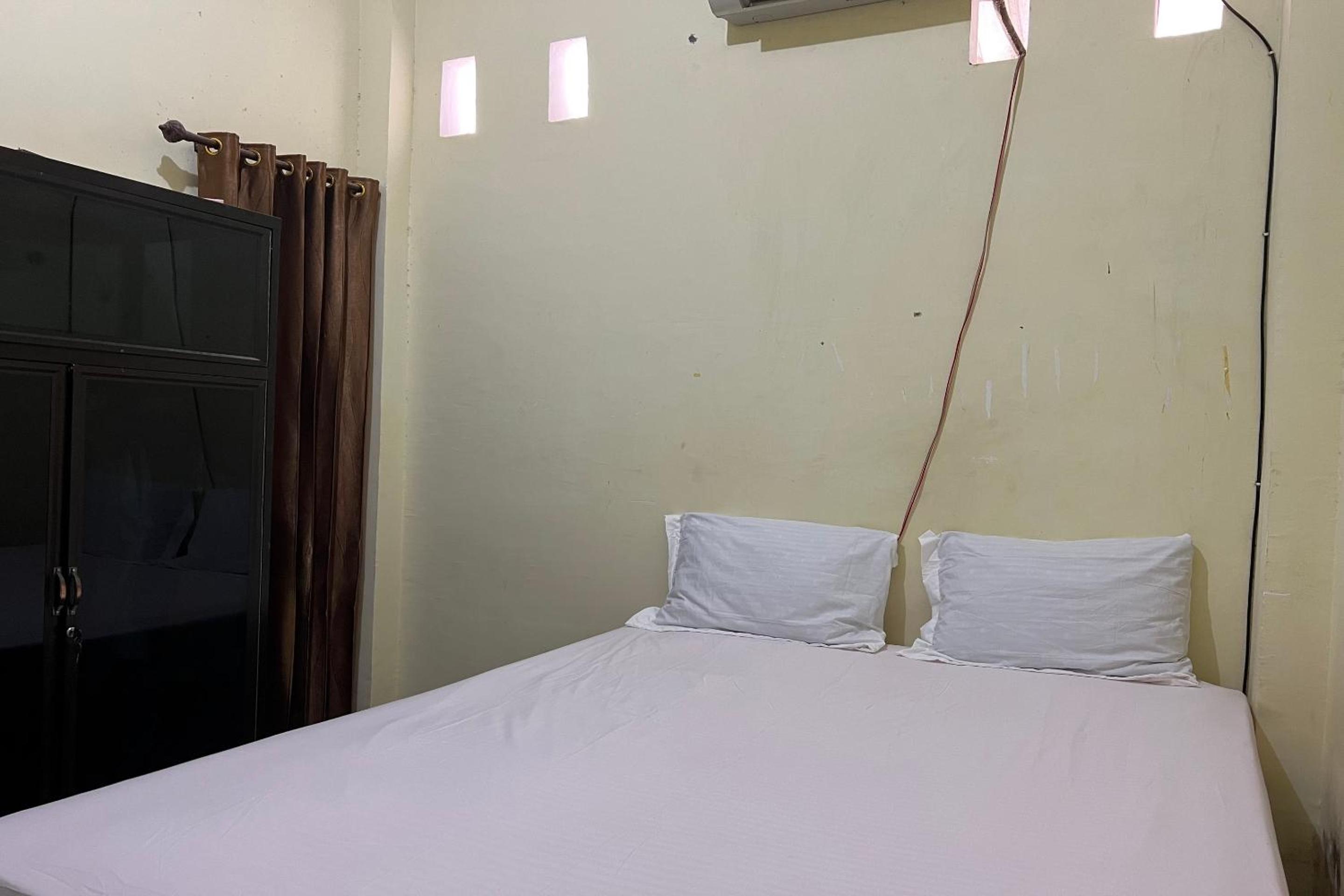 Standard Double Room photo 2