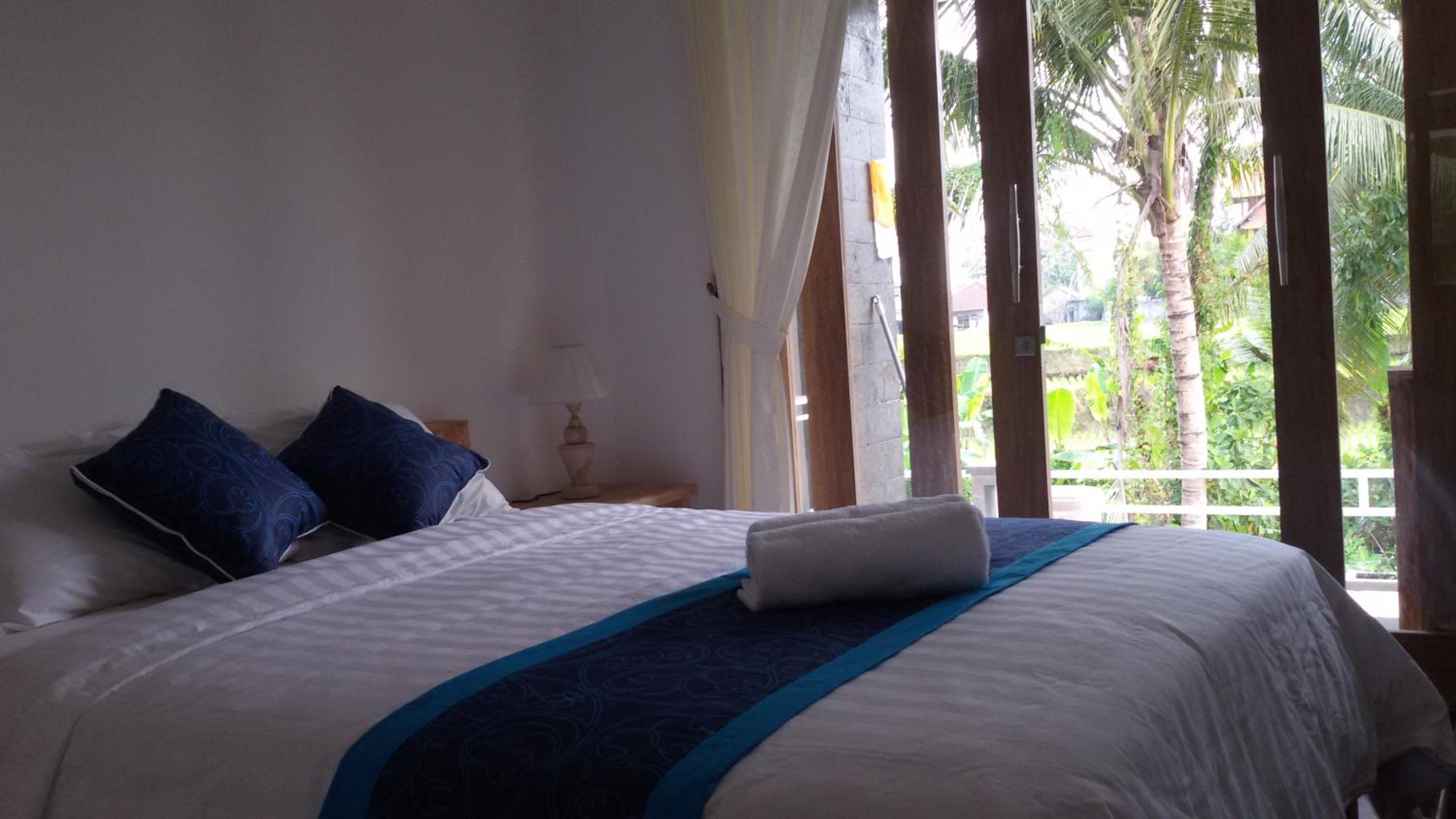 Deluxe Bungalow with Garden View - Photo 6